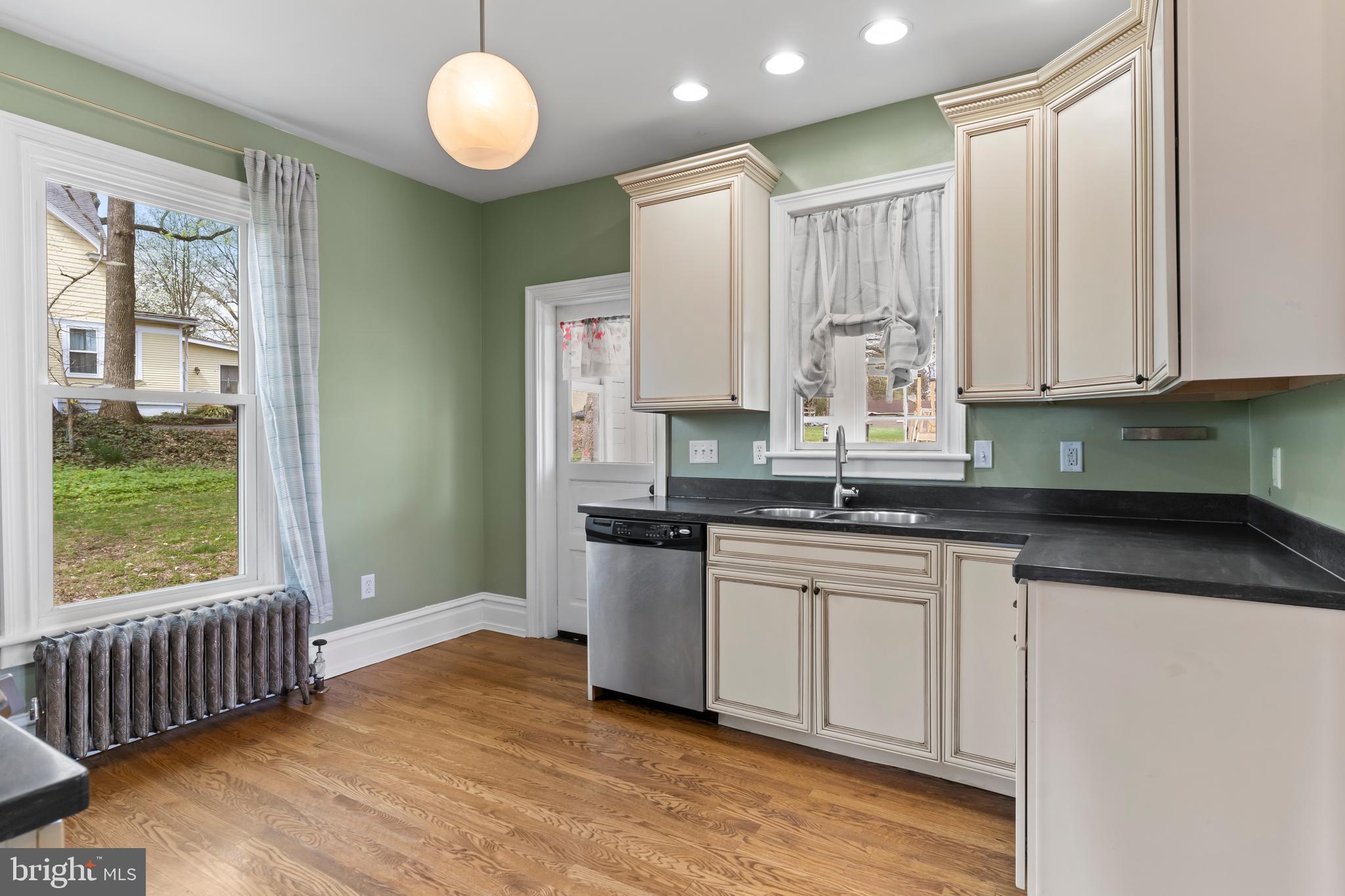 CAMP HILL BOROUGH - Residential