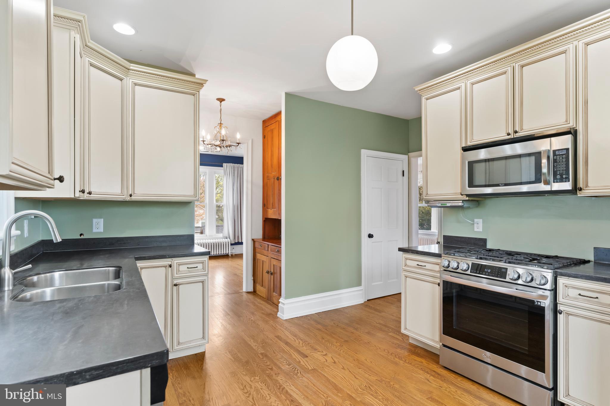 CAMP HILL BOROUGH - Residential