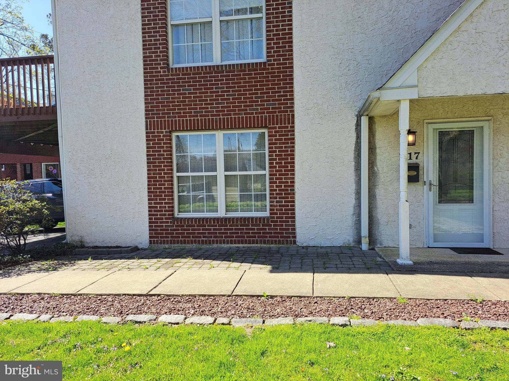 GLENSIDE - Residential