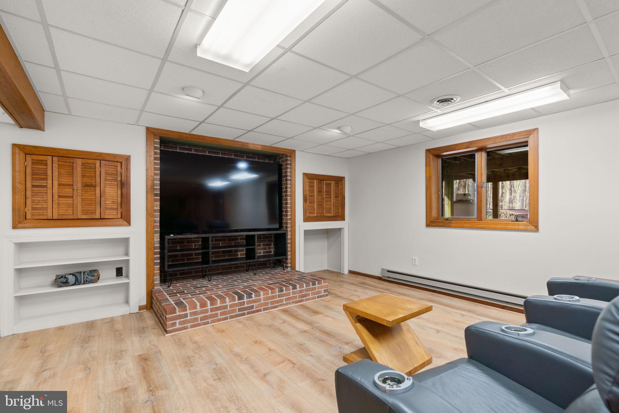 SIMPSON WOODS - Residential