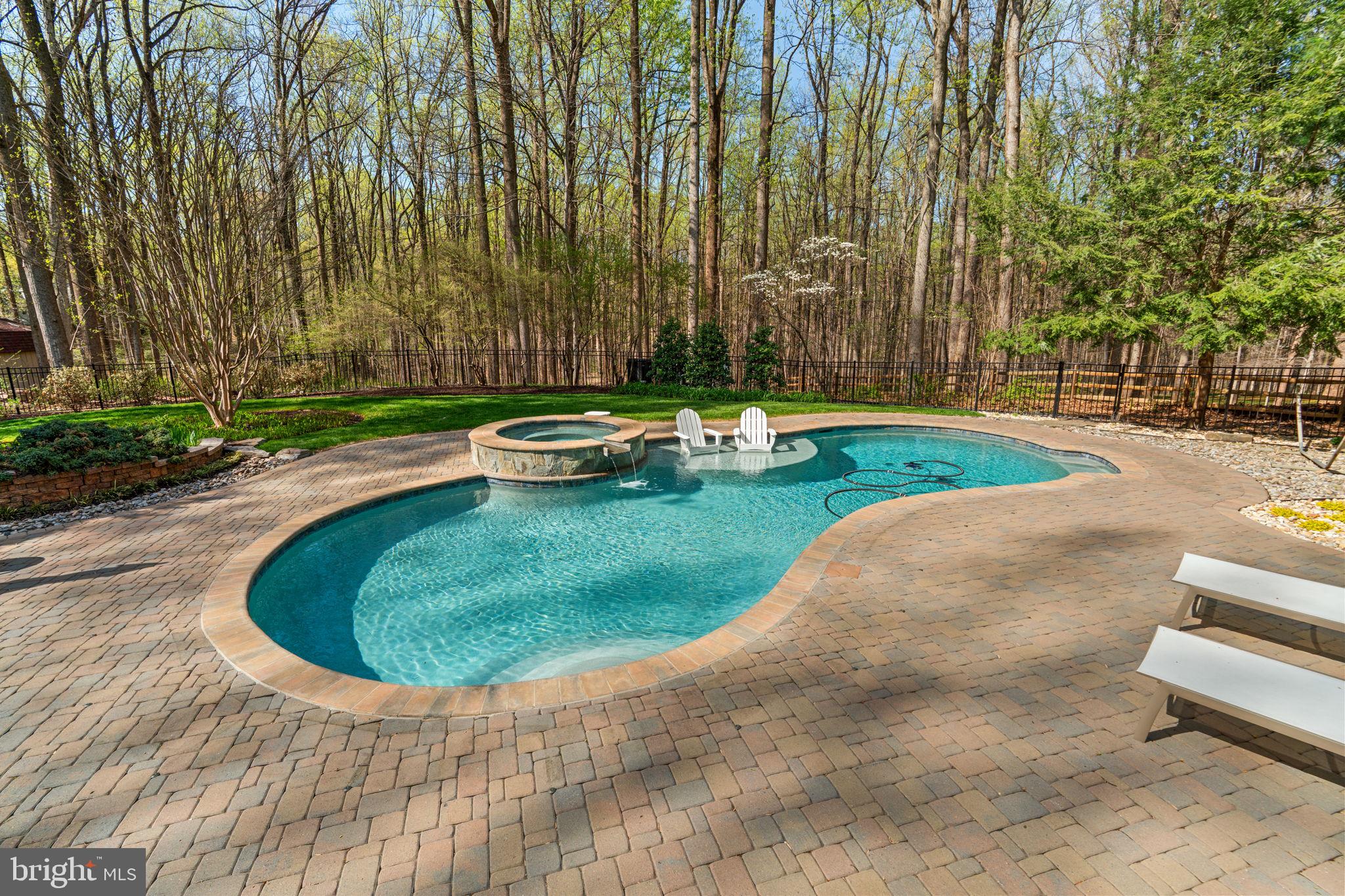 SIMPSON WOODS - Residential