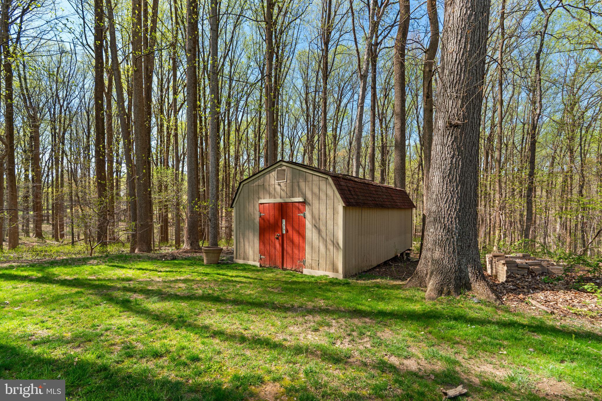 SIMPSON WOODS - Residential