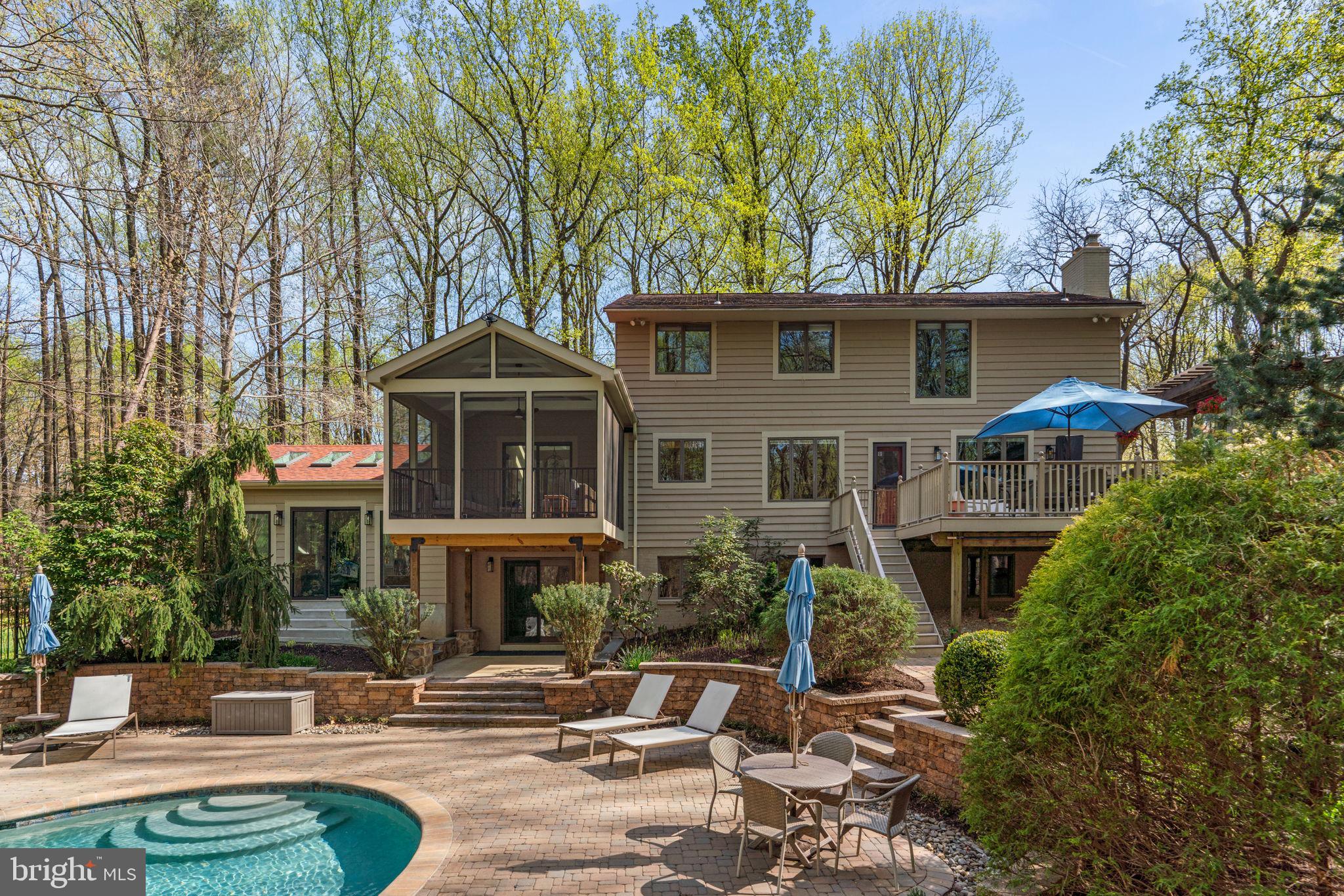 SIMPSON WOODS - Residential