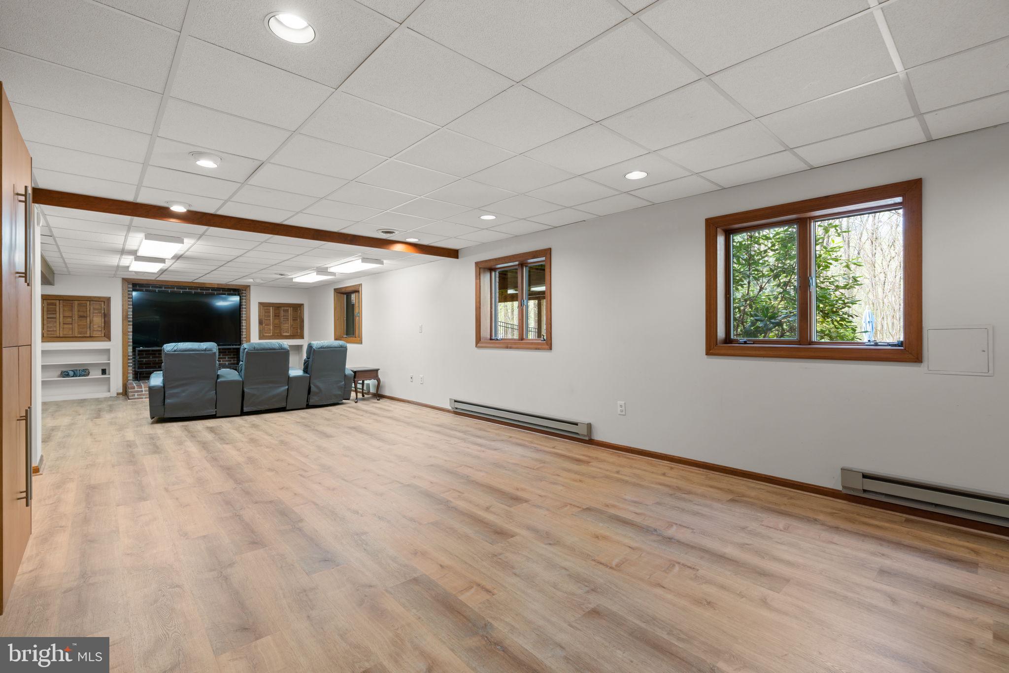 SIMPSON WOODS - Residential