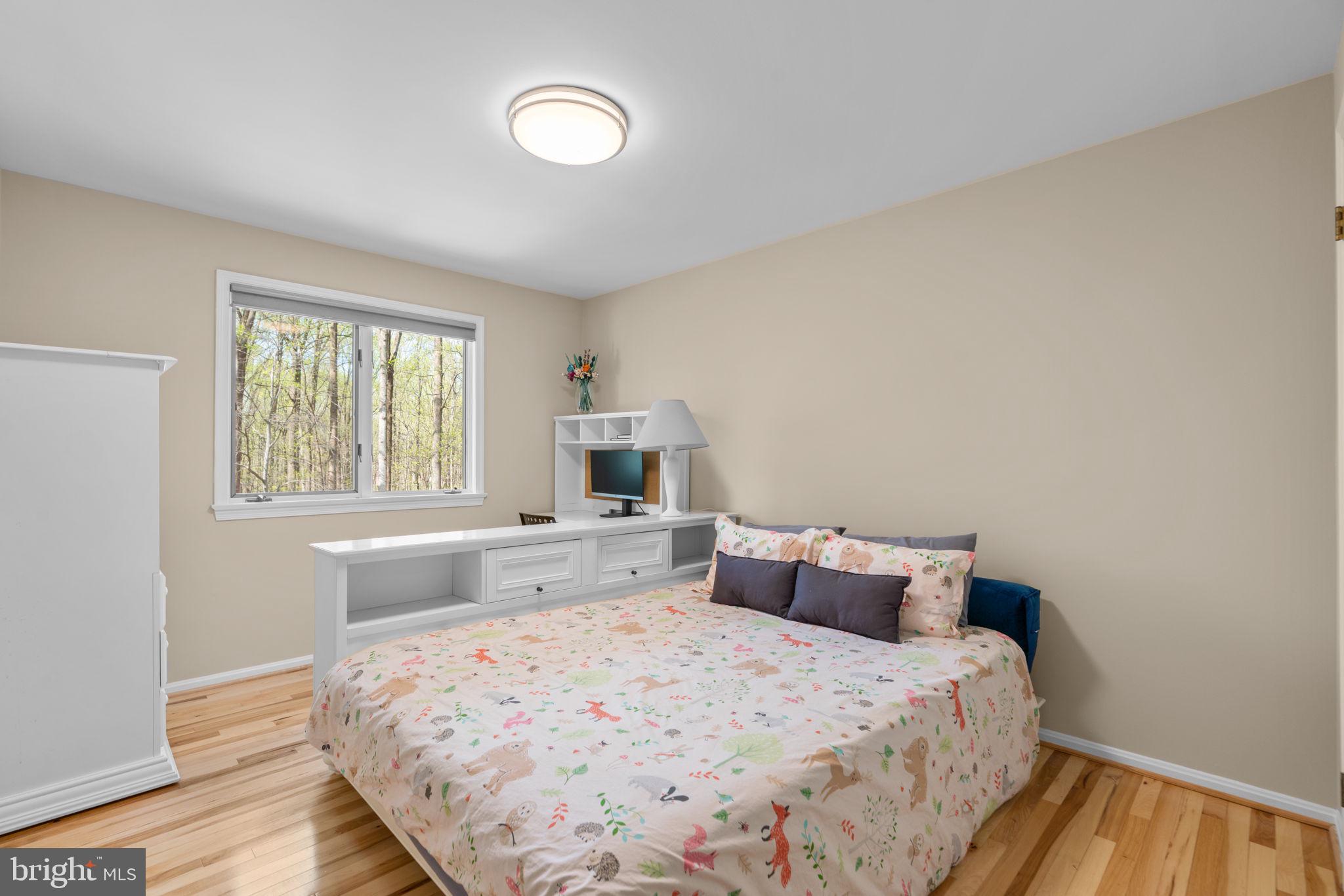 SIMPSON WOODS - Residential