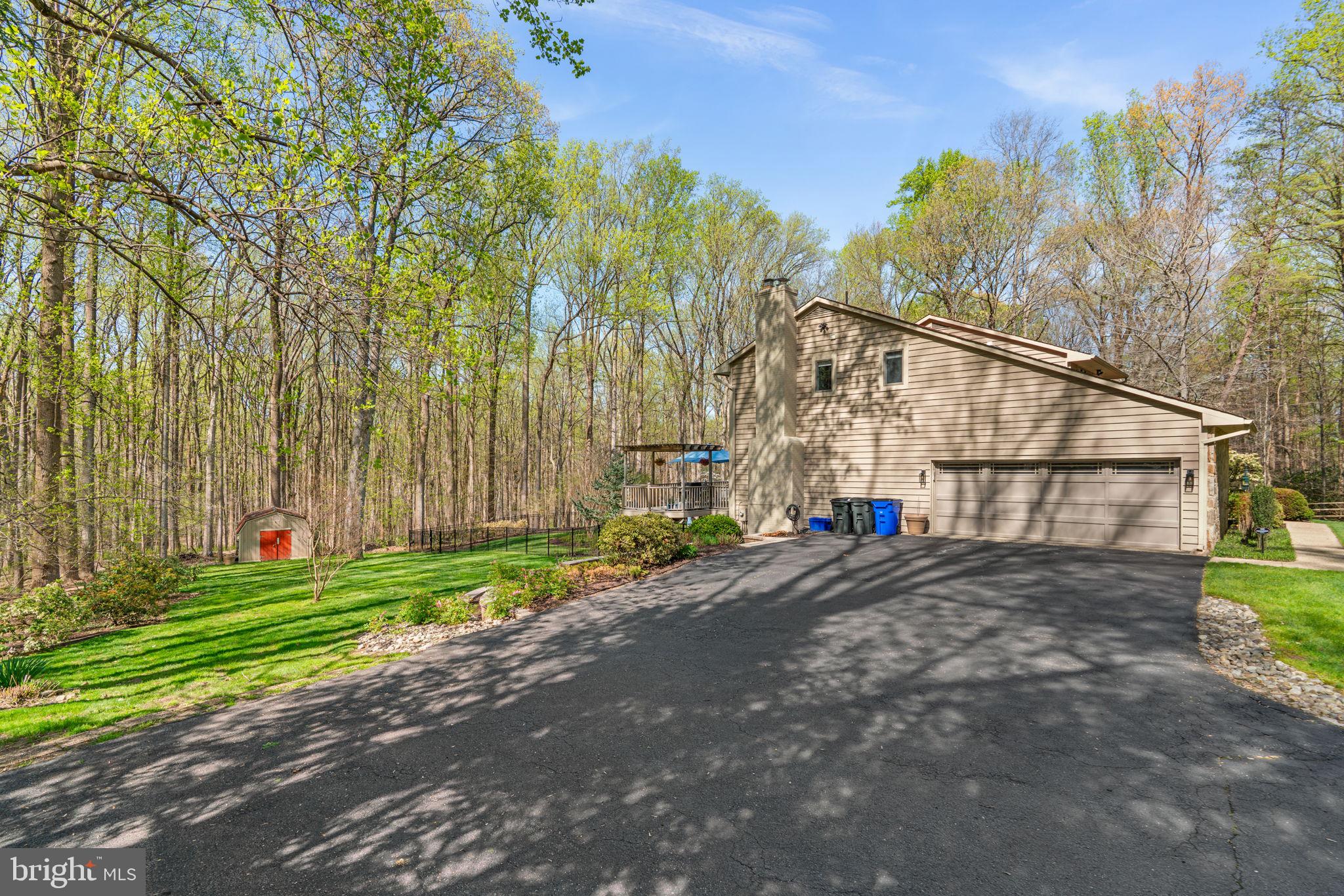 SIMPSON WOODS - Residential