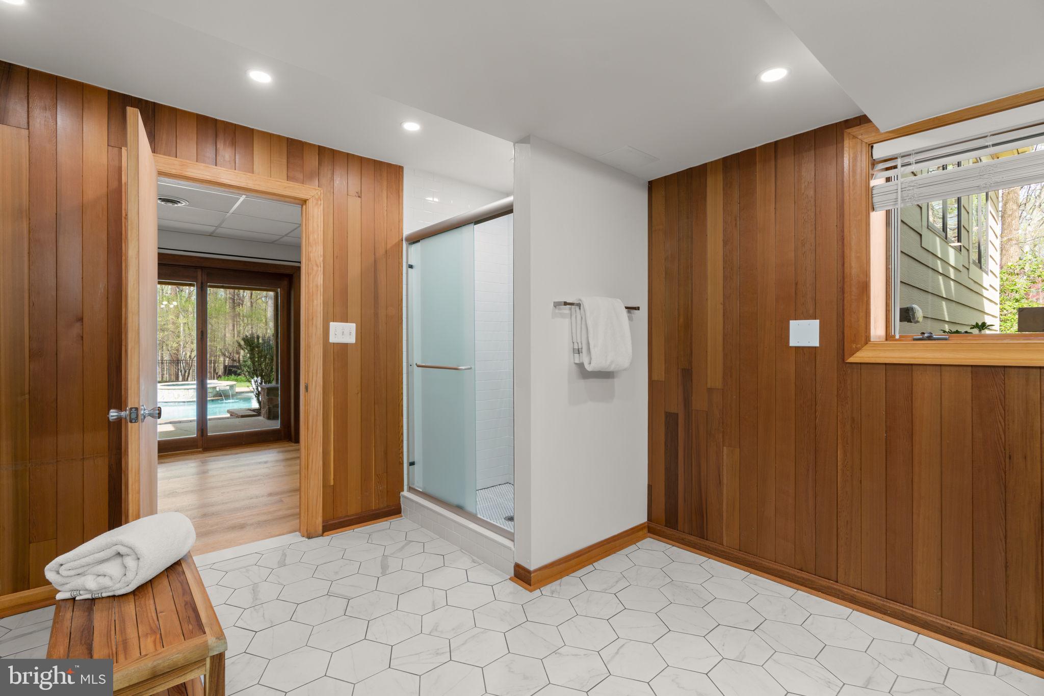 SIMPSON WOODS - Residential