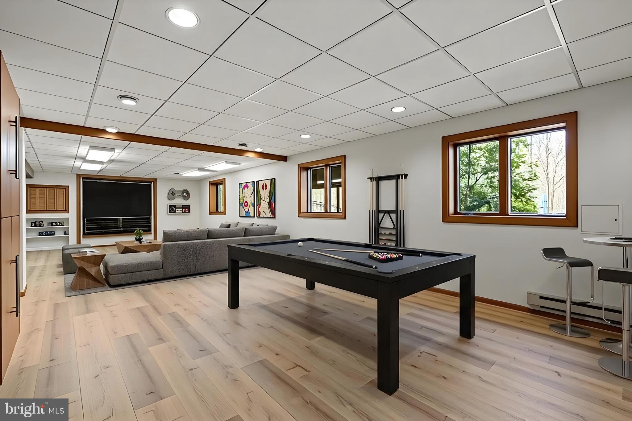 SIMPSON WOODS - Residential