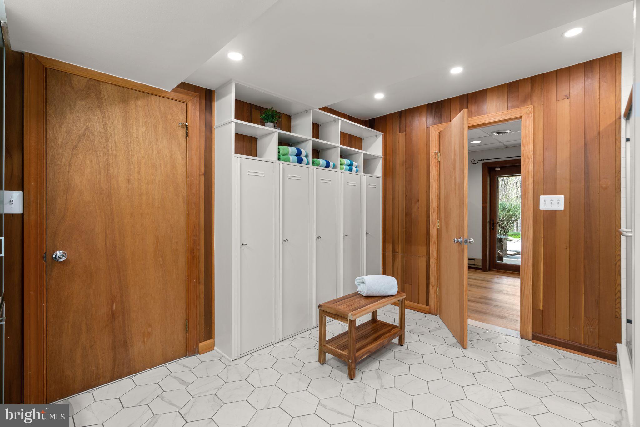 SIMPSON WOODS - Residential