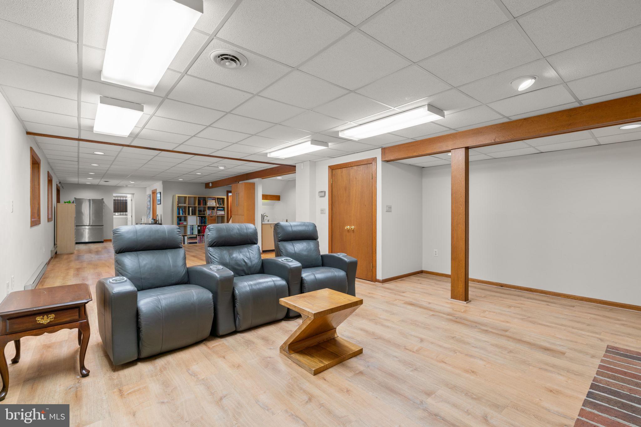 SIMPSON WOODS - Residential