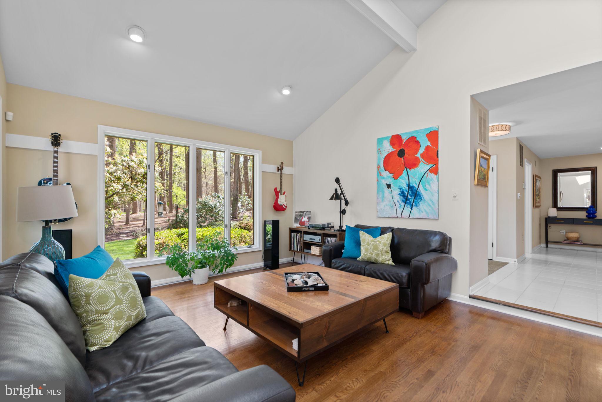 7310 MEADOW WOOD WAY