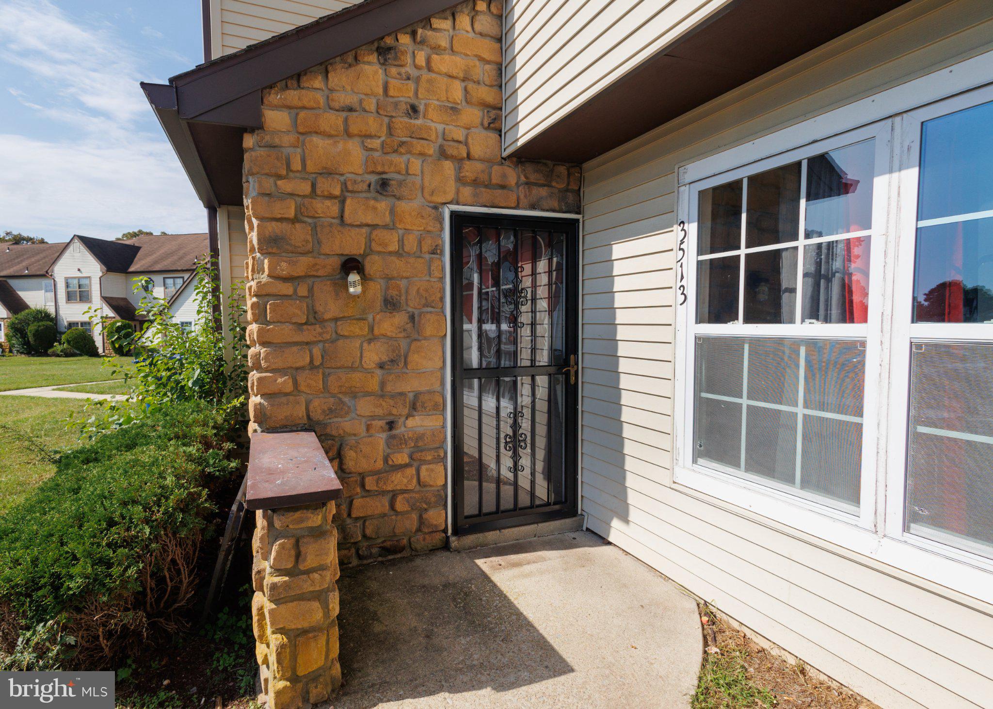 3513 WOODLAND DRIVE