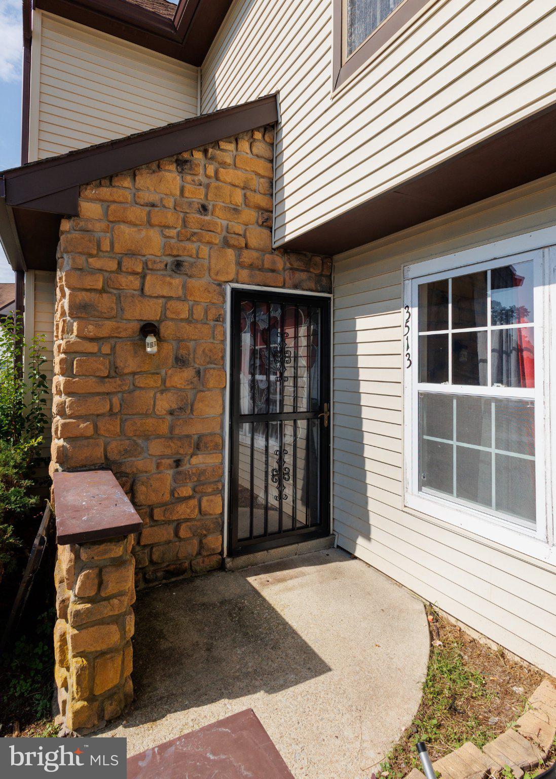 3513 WOODLAND DRIVE
