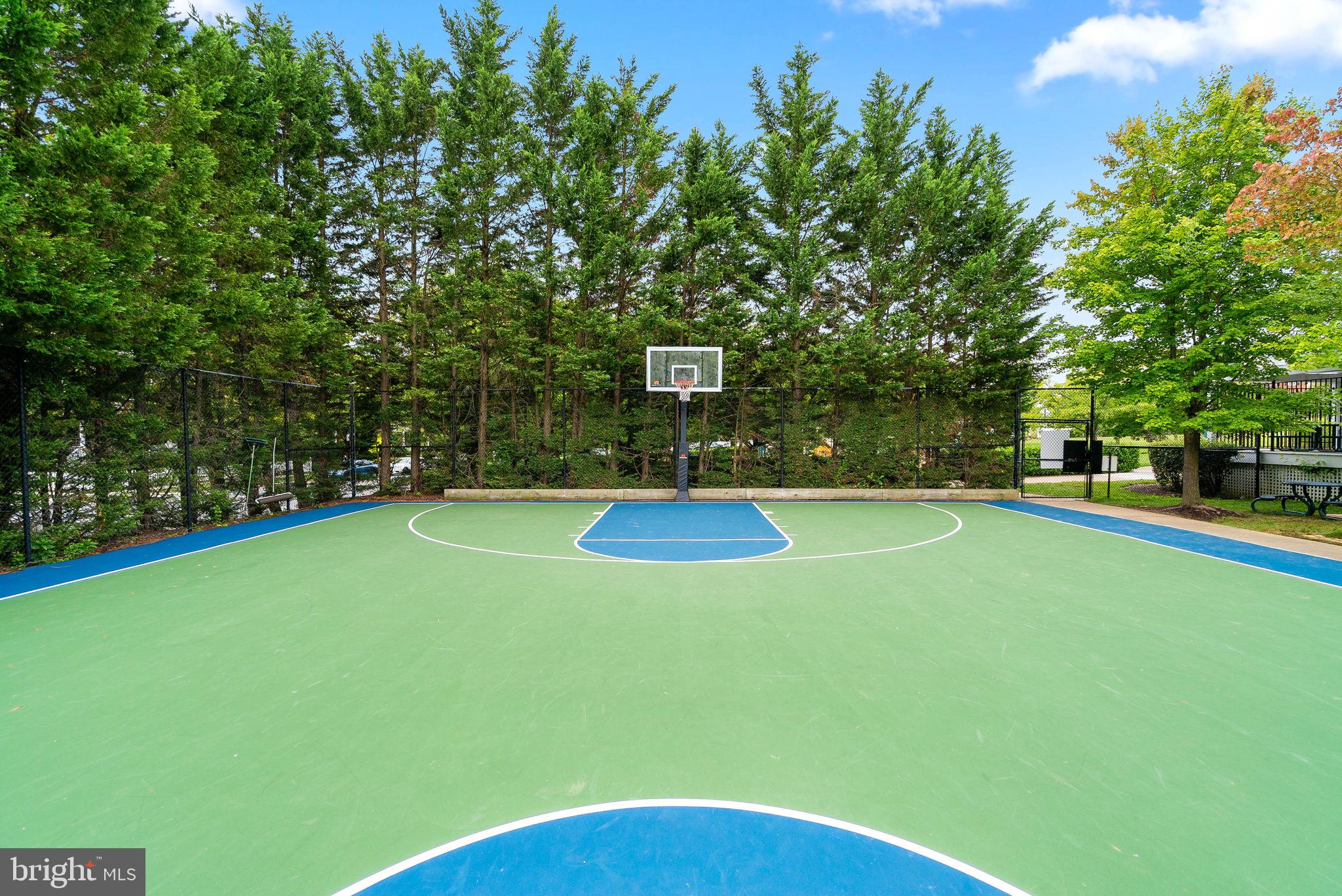 KENTLANDS - Residential