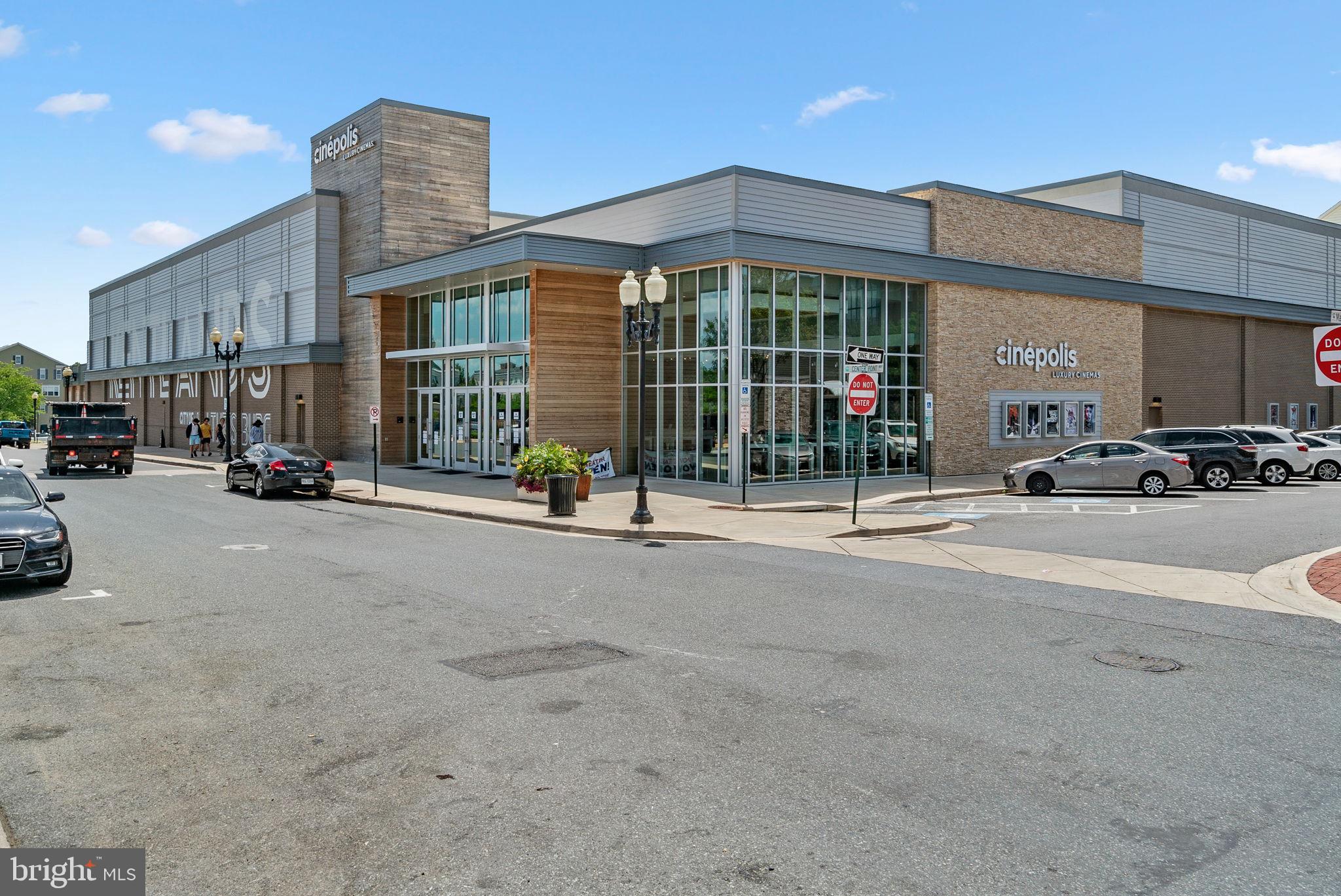 KENTLANDS - Residential