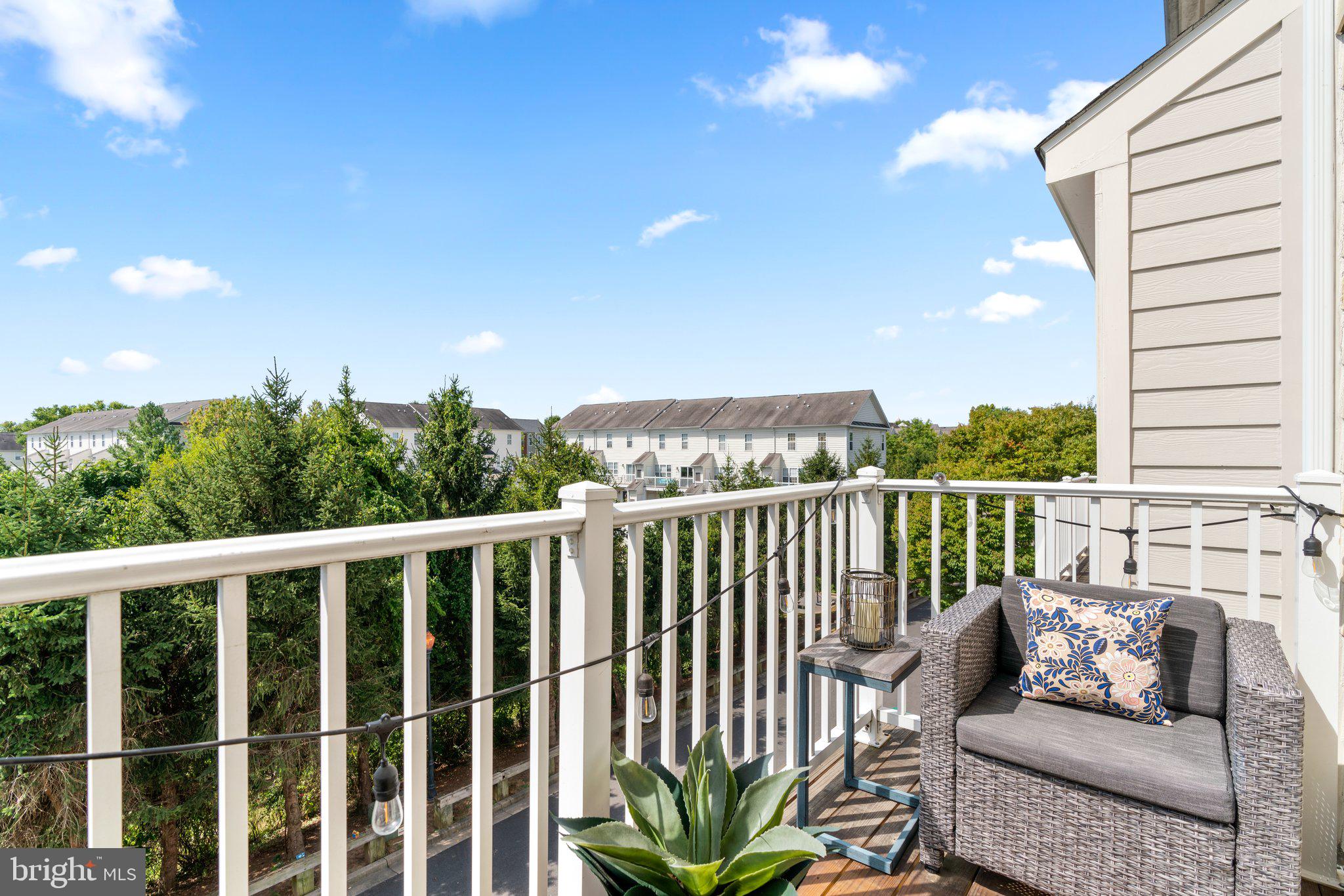 KENTLANDS - Residential