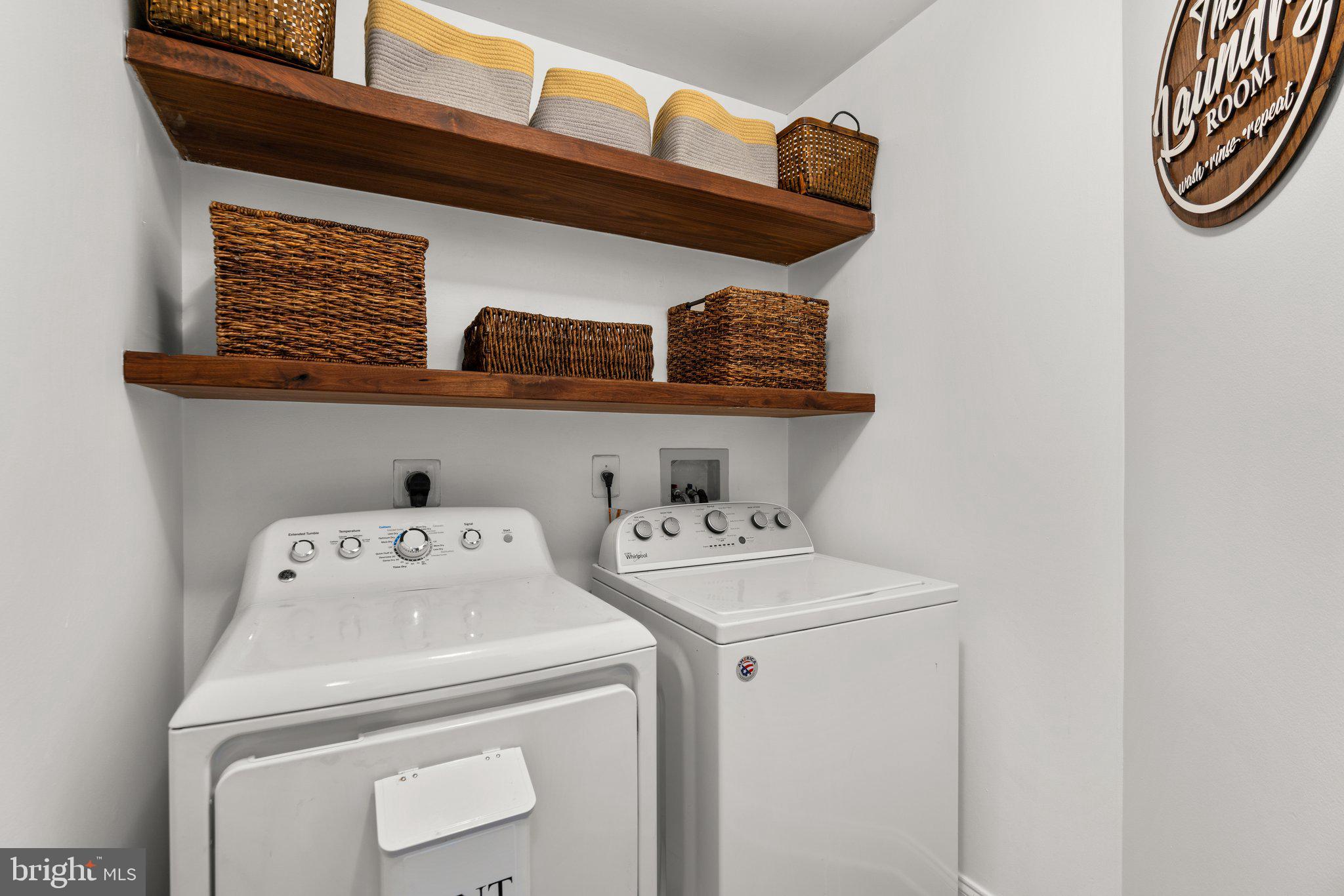 KENTLANDS - Residential