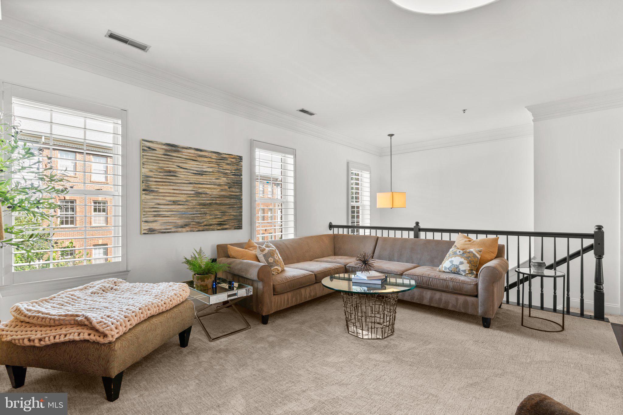 KENTLANDS - Residential