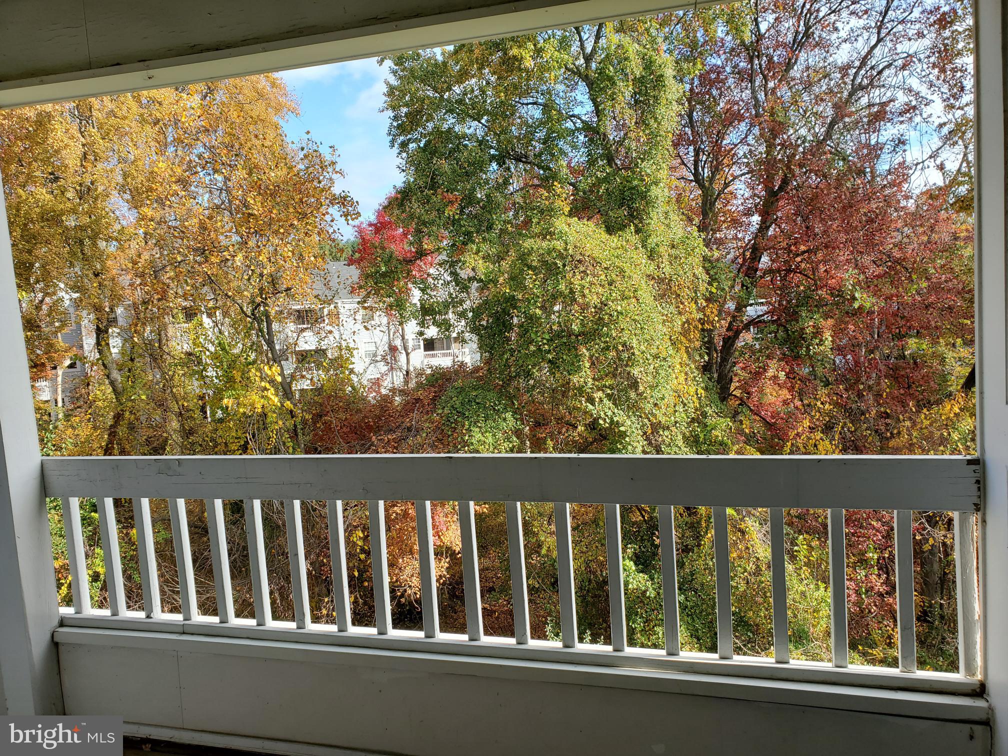 MONTGOMERY RUN - Residential Lease