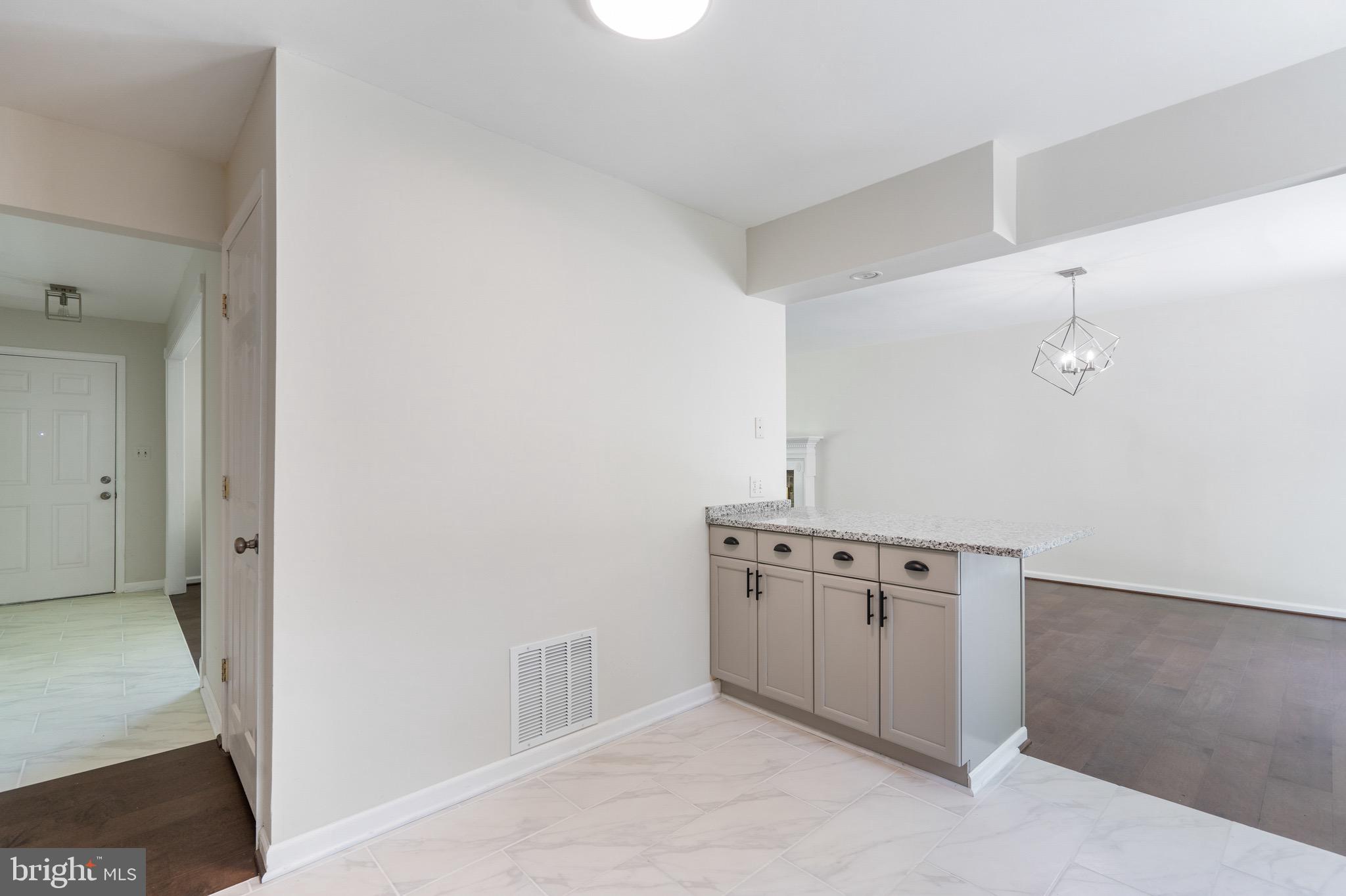 LUTHERVILLE HEIGHTS - Residential Lease