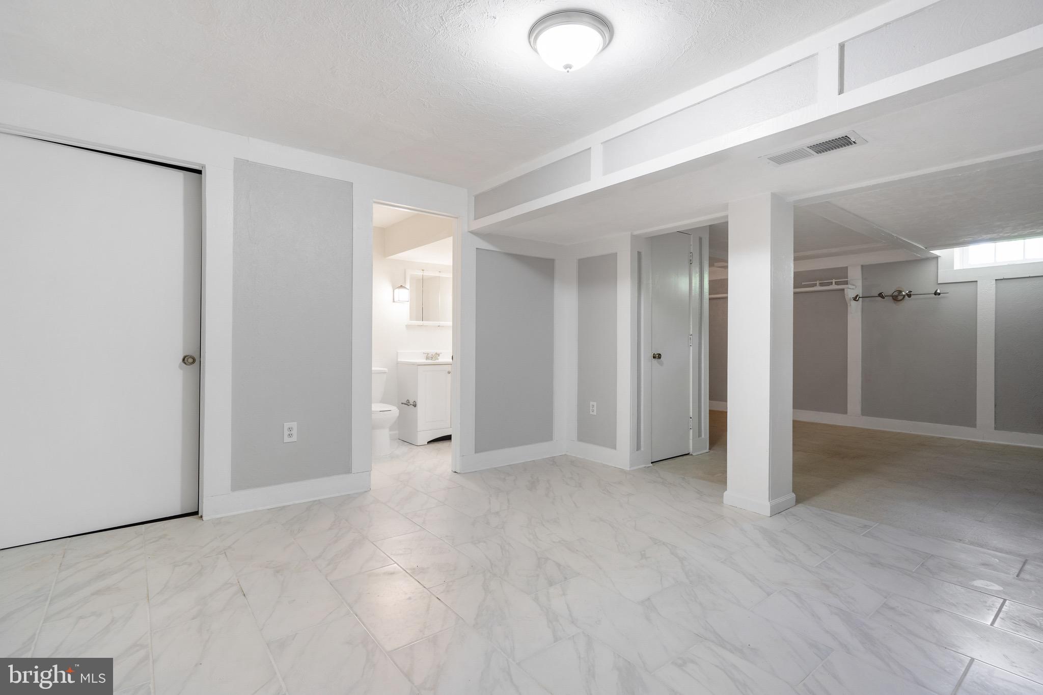 LUTHERVILLE HEIGHTS - Residential Lease