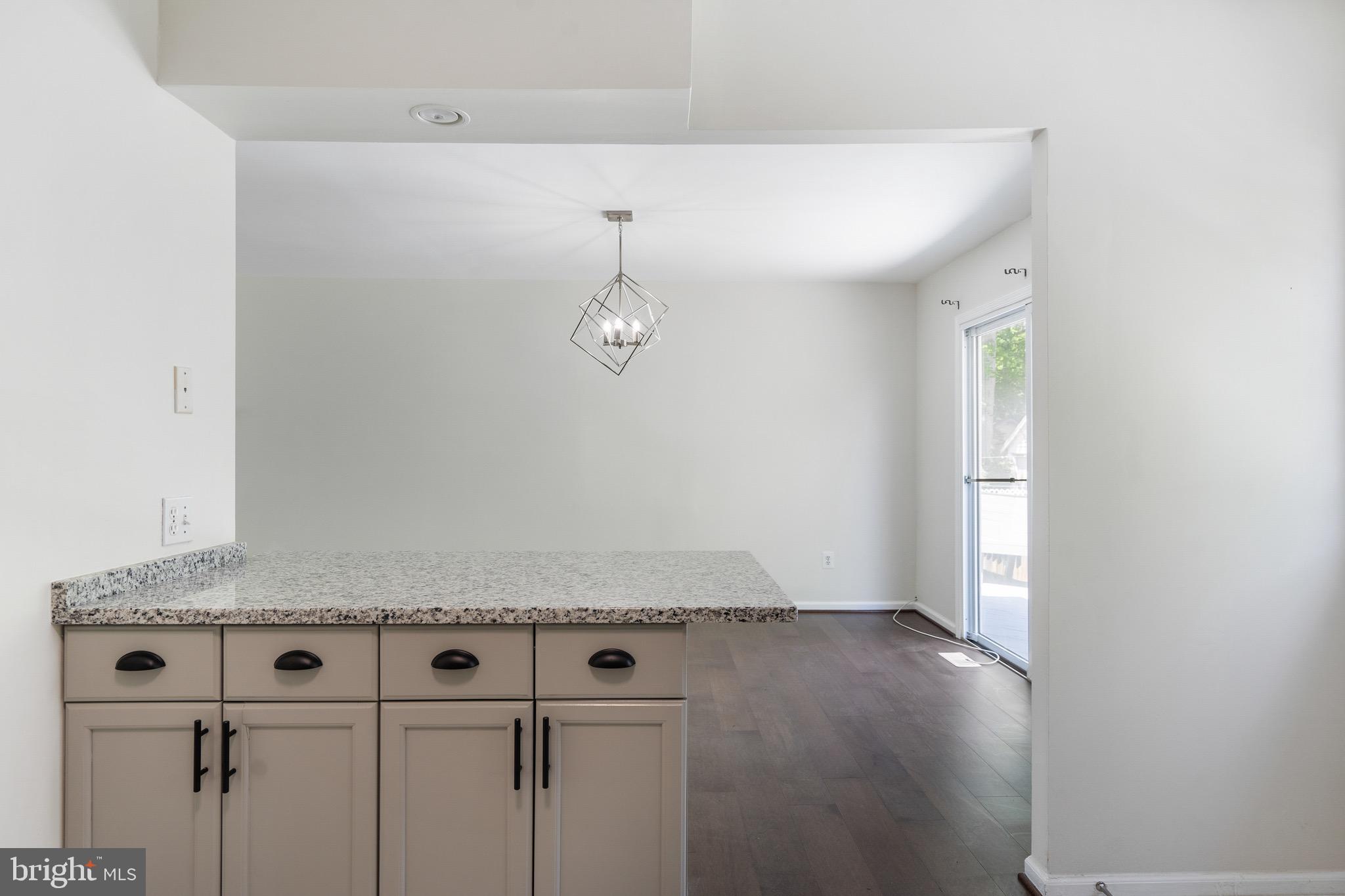 LUTHERVILLE HEIGHTS - Residential Lease