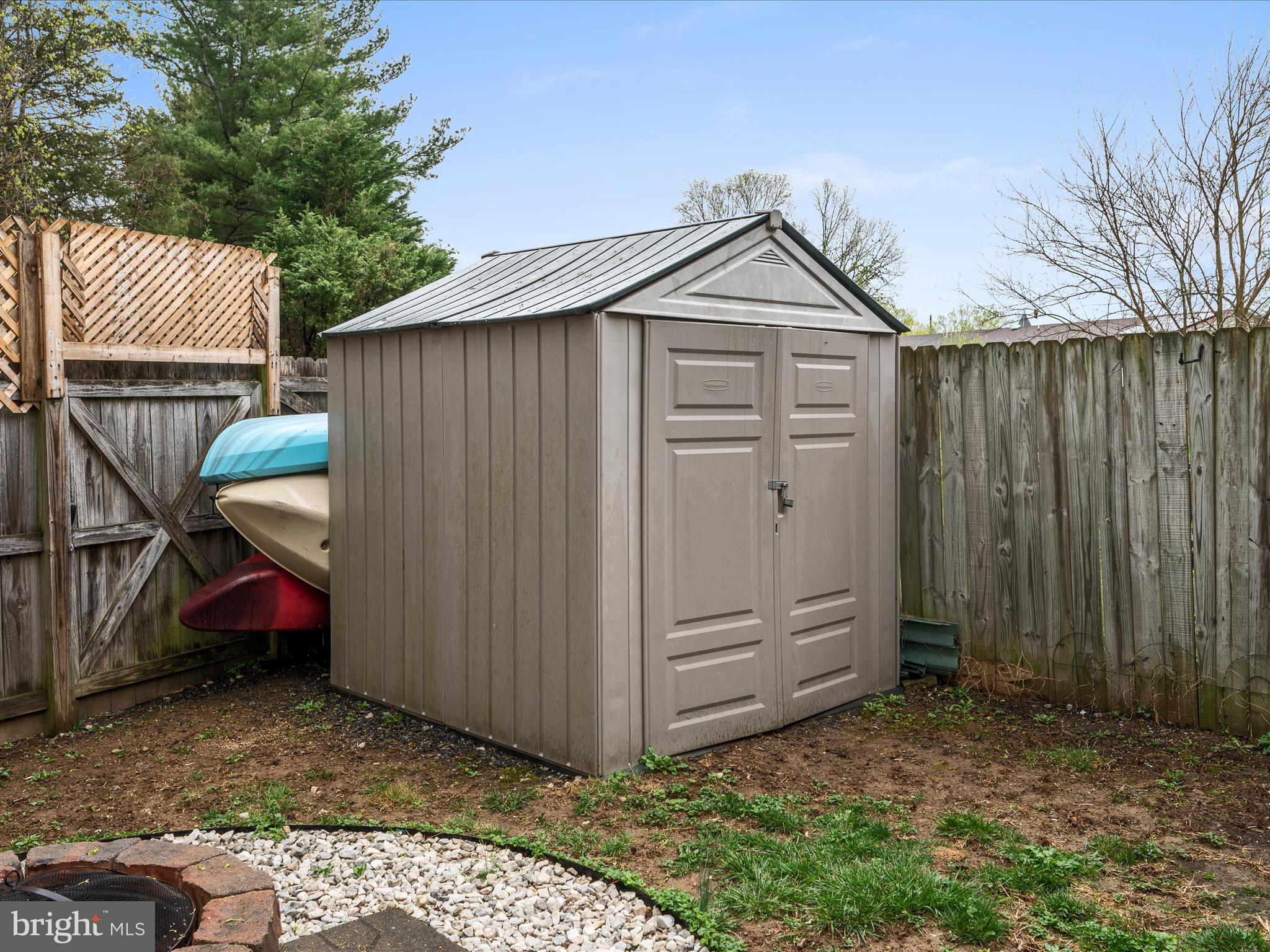 SURRY SQUARE - Residential