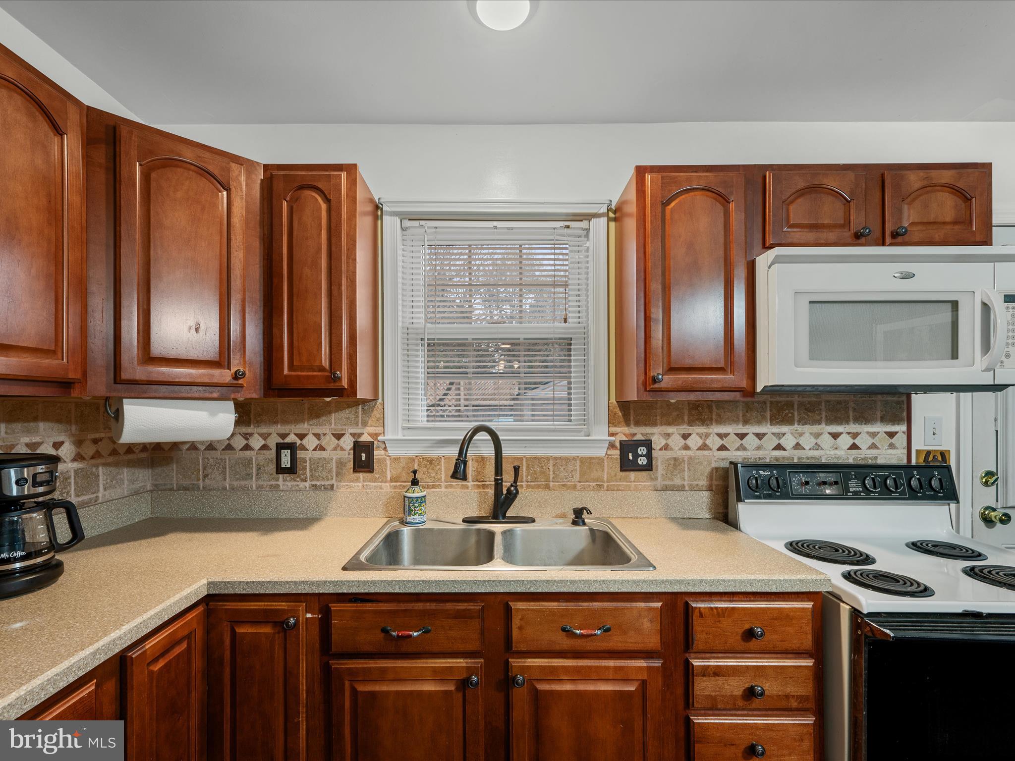 SURRY SQUARE - Residential