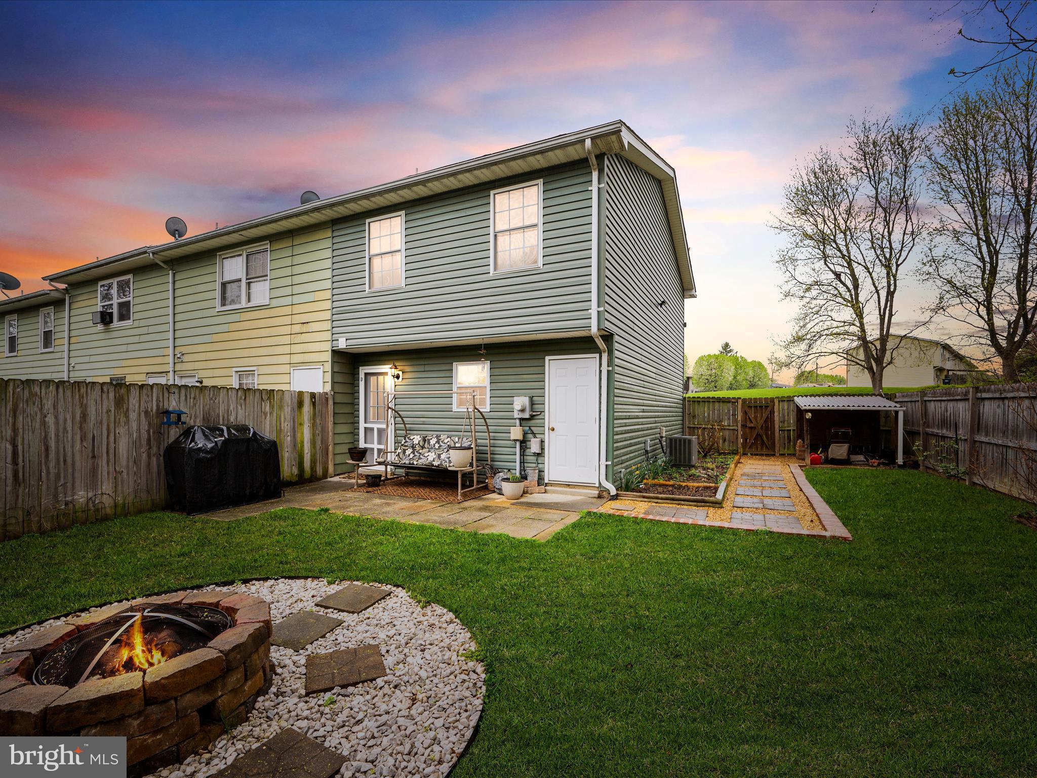 SURRY SQUARE - Residential