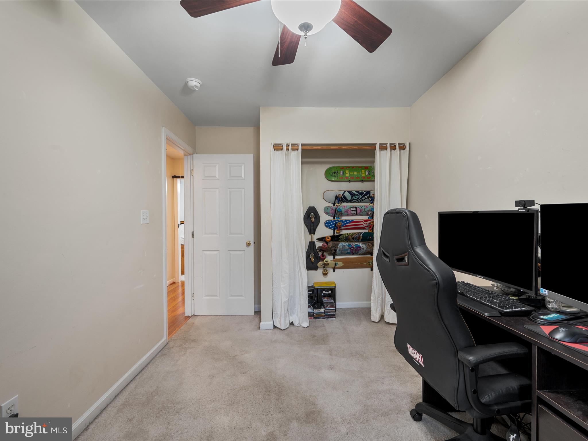 SURRY SQUARE - Residential