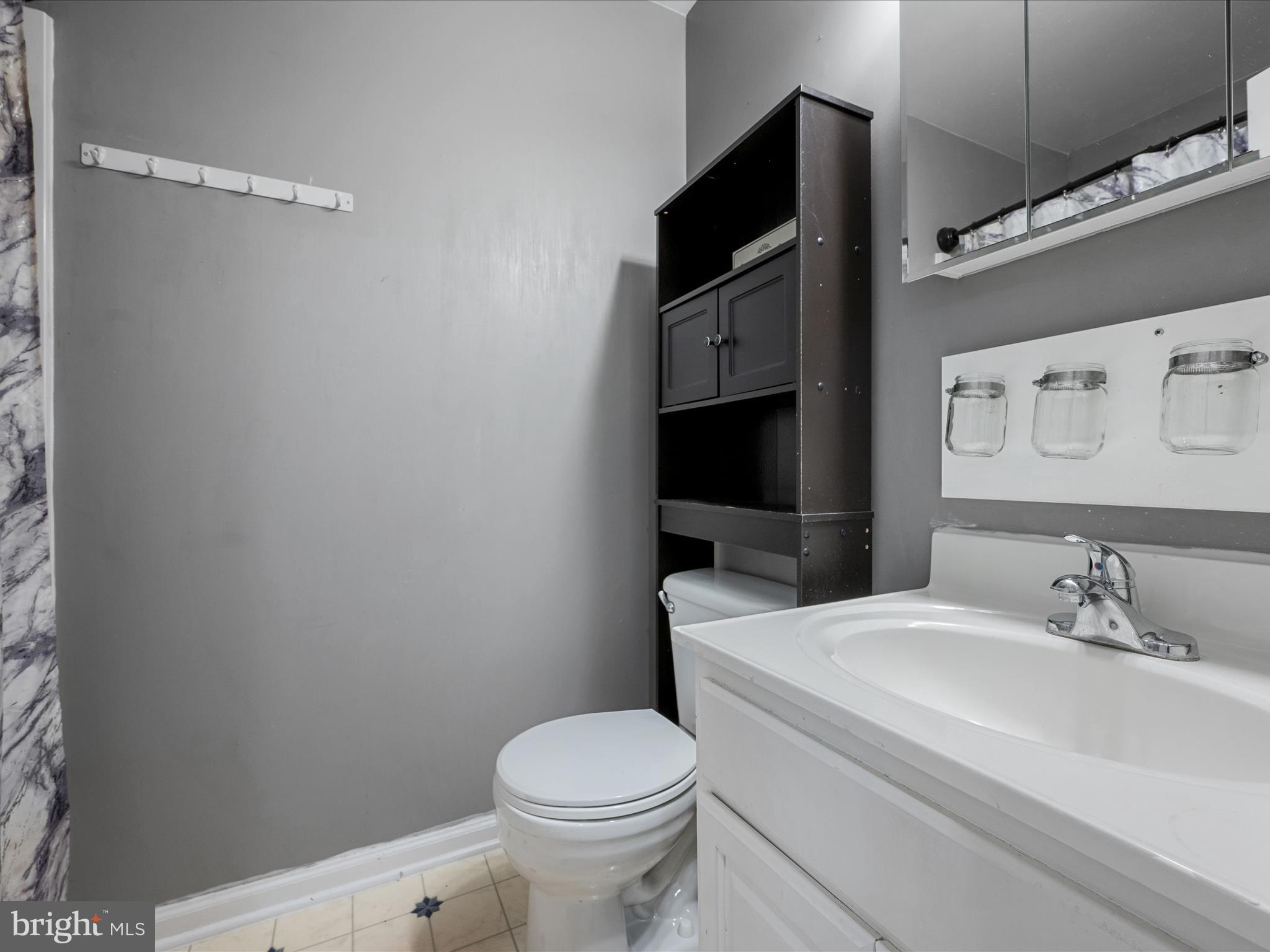 SURRY SQUARE - Residential