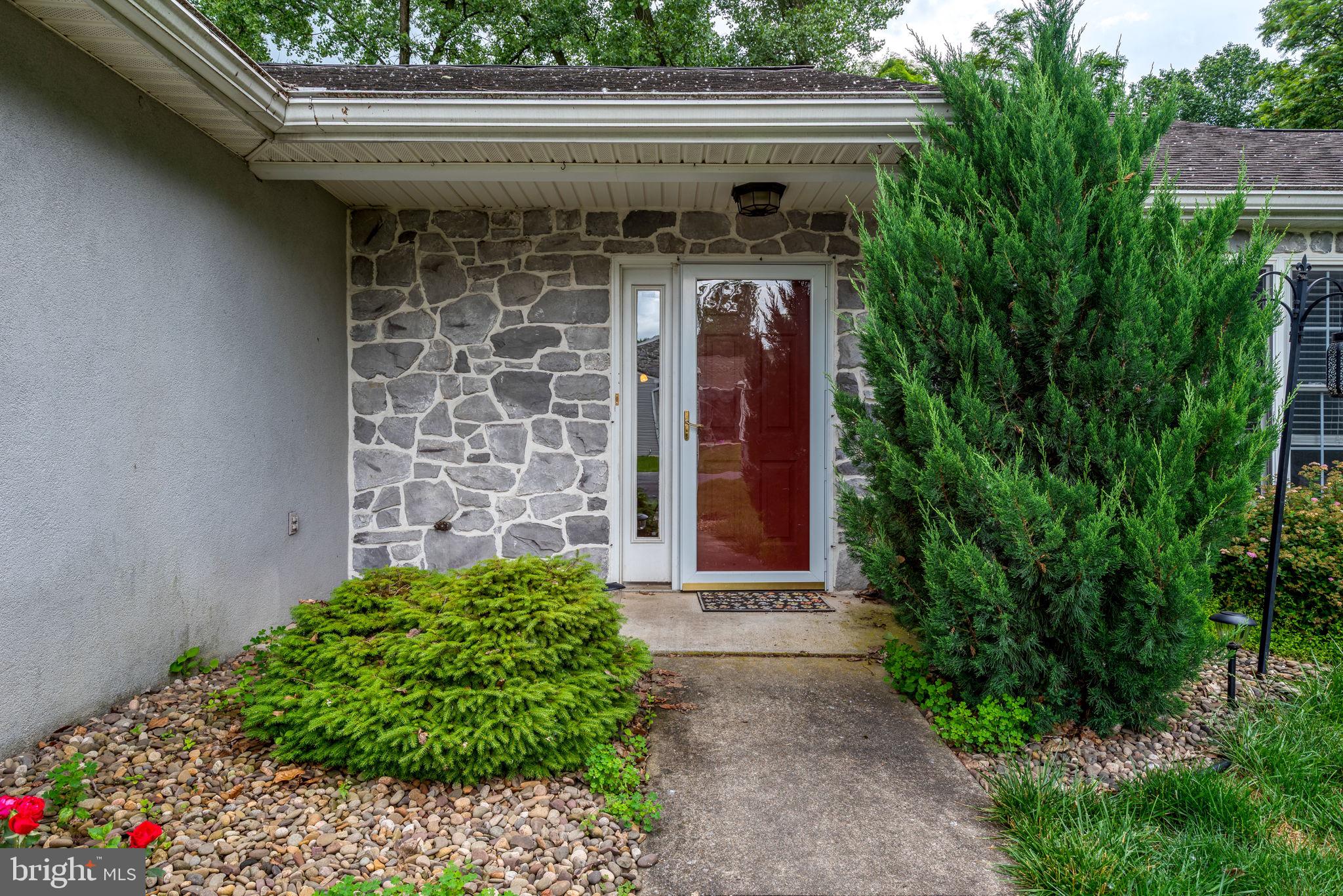 613 MULBERRY LANE