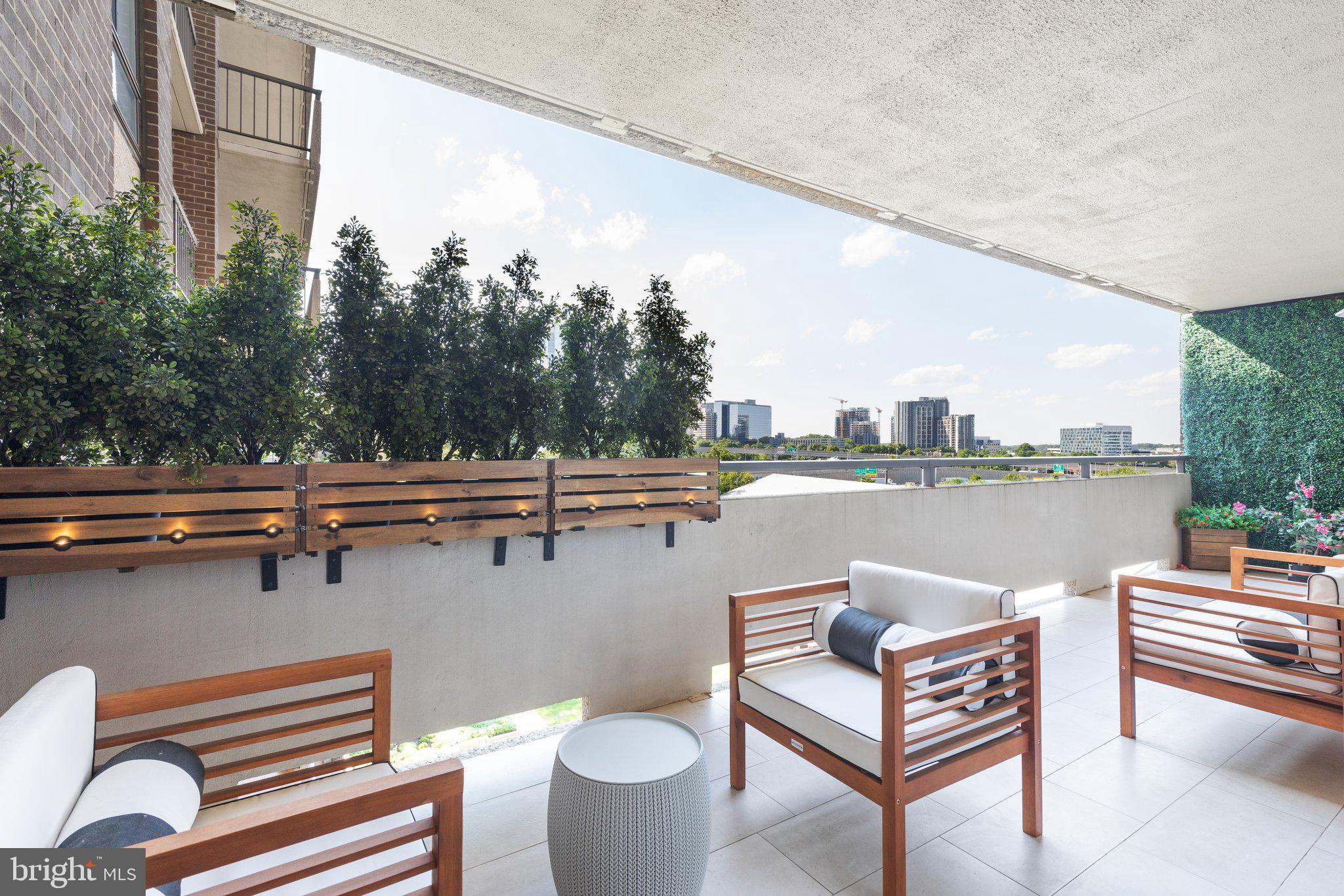 REGENCY AT MCLEAN - Residential