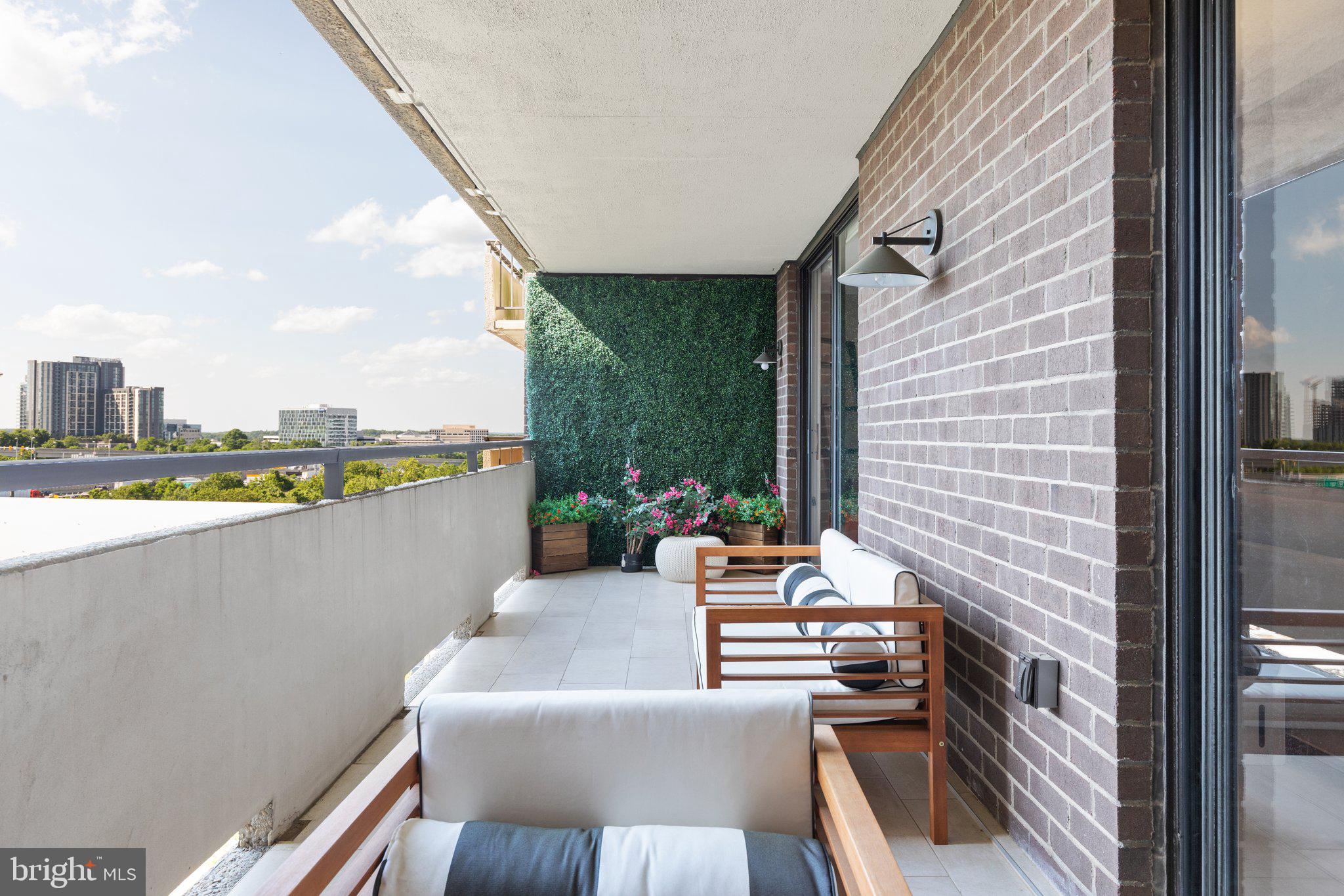 REGENCY AT MCLEAN - Residential