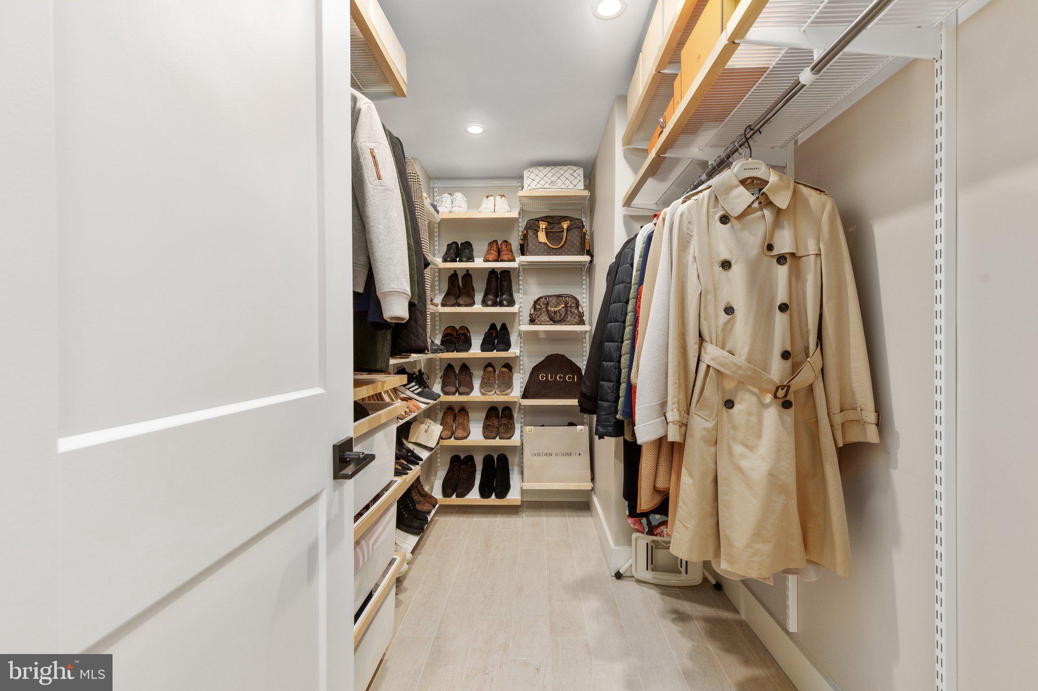 REGENCY AT MCLEAN - Residential