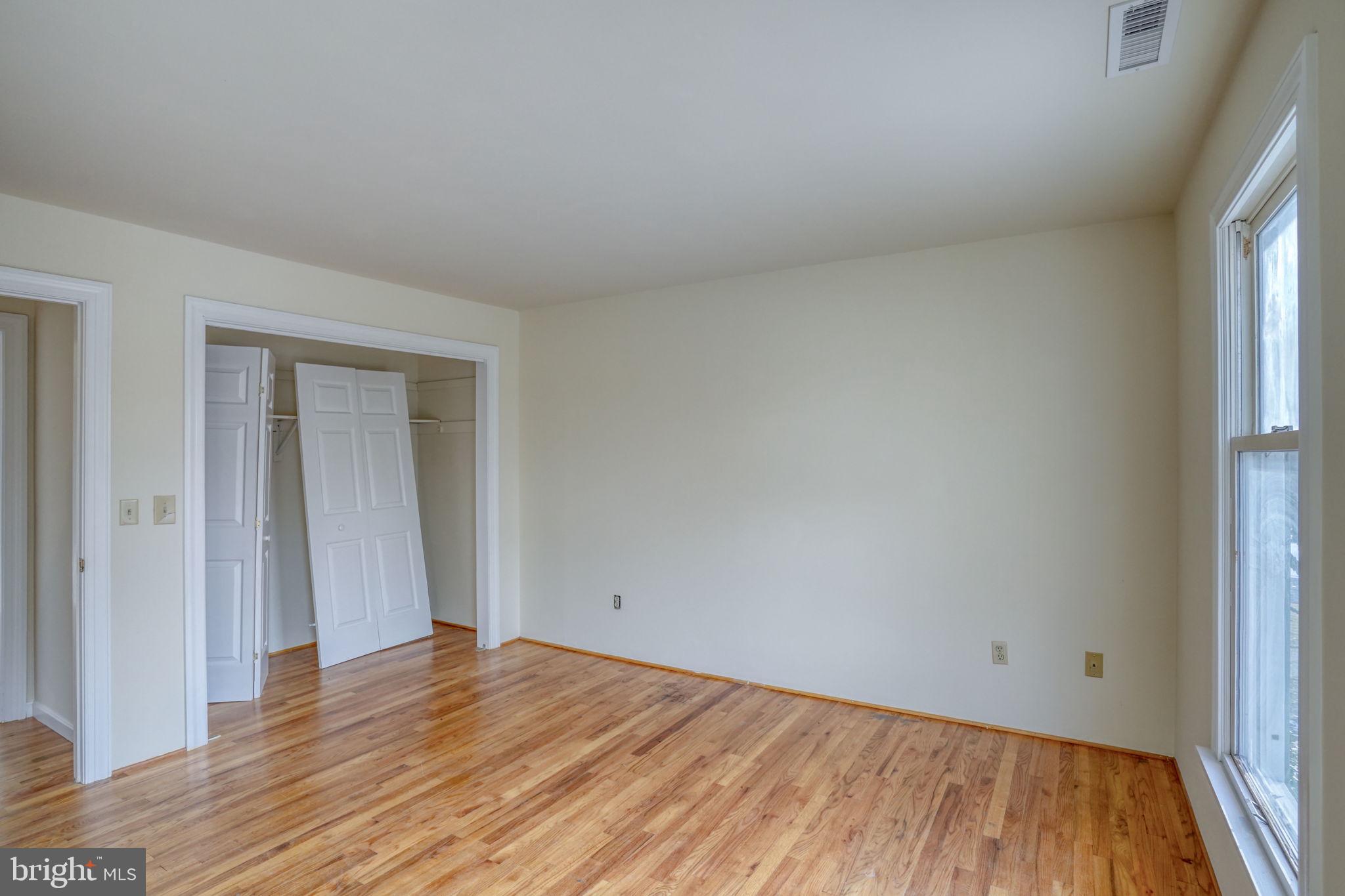 WOODLAND FARMS - Residential