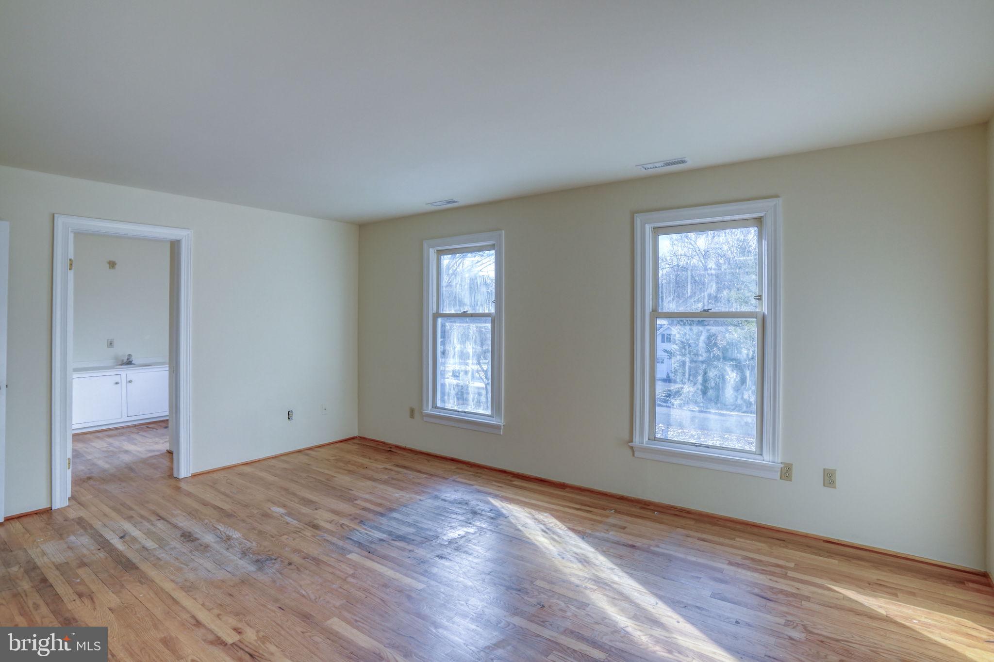 WOODLAND FARMS - Residential