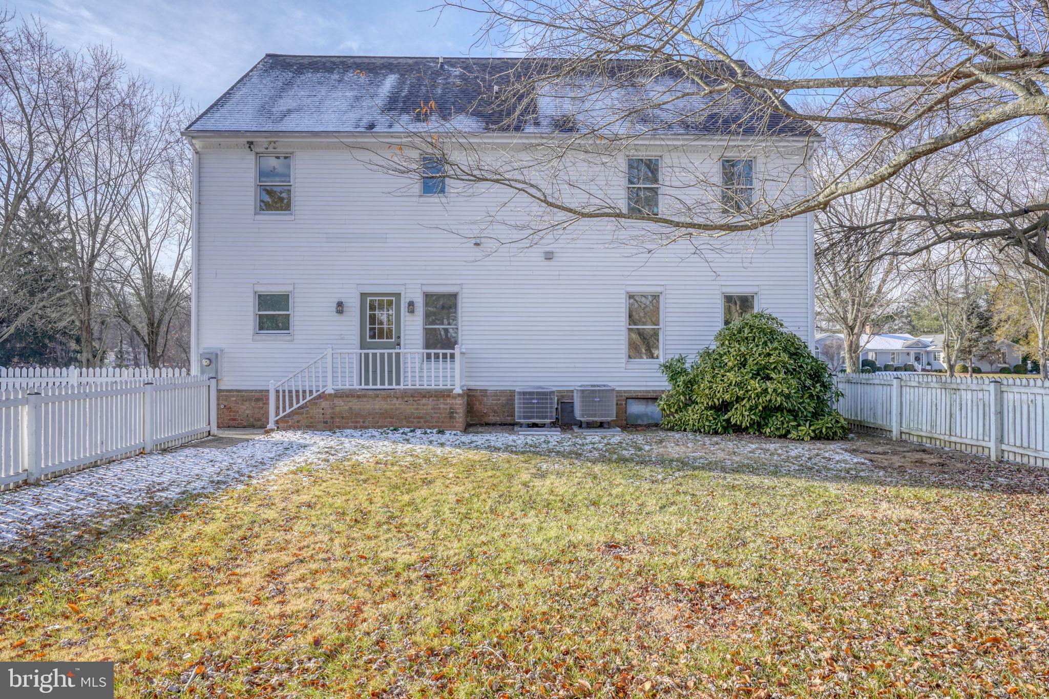 WOODLAND FARMS - Residential