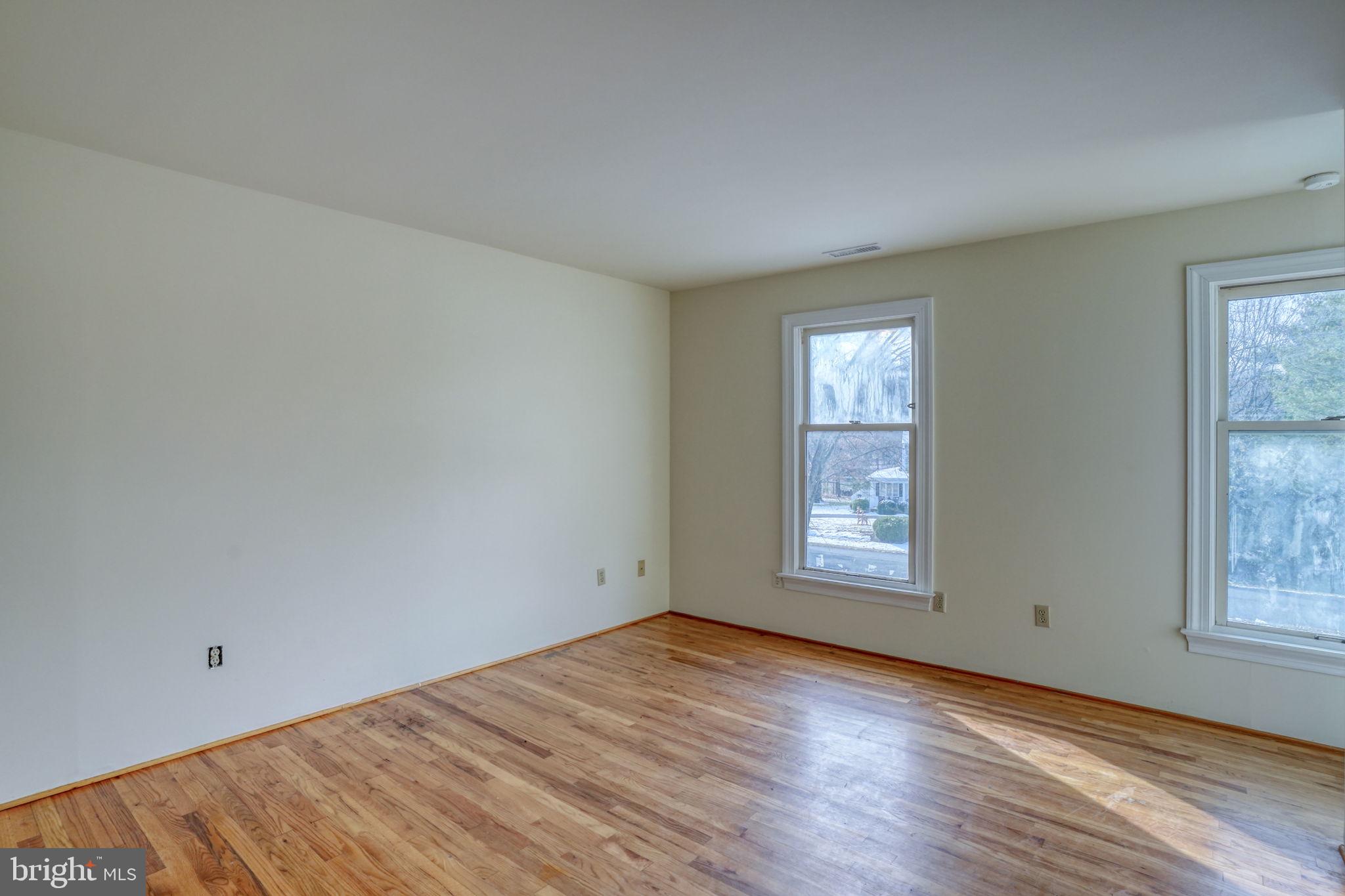 WOODLAND FARMS - Residential