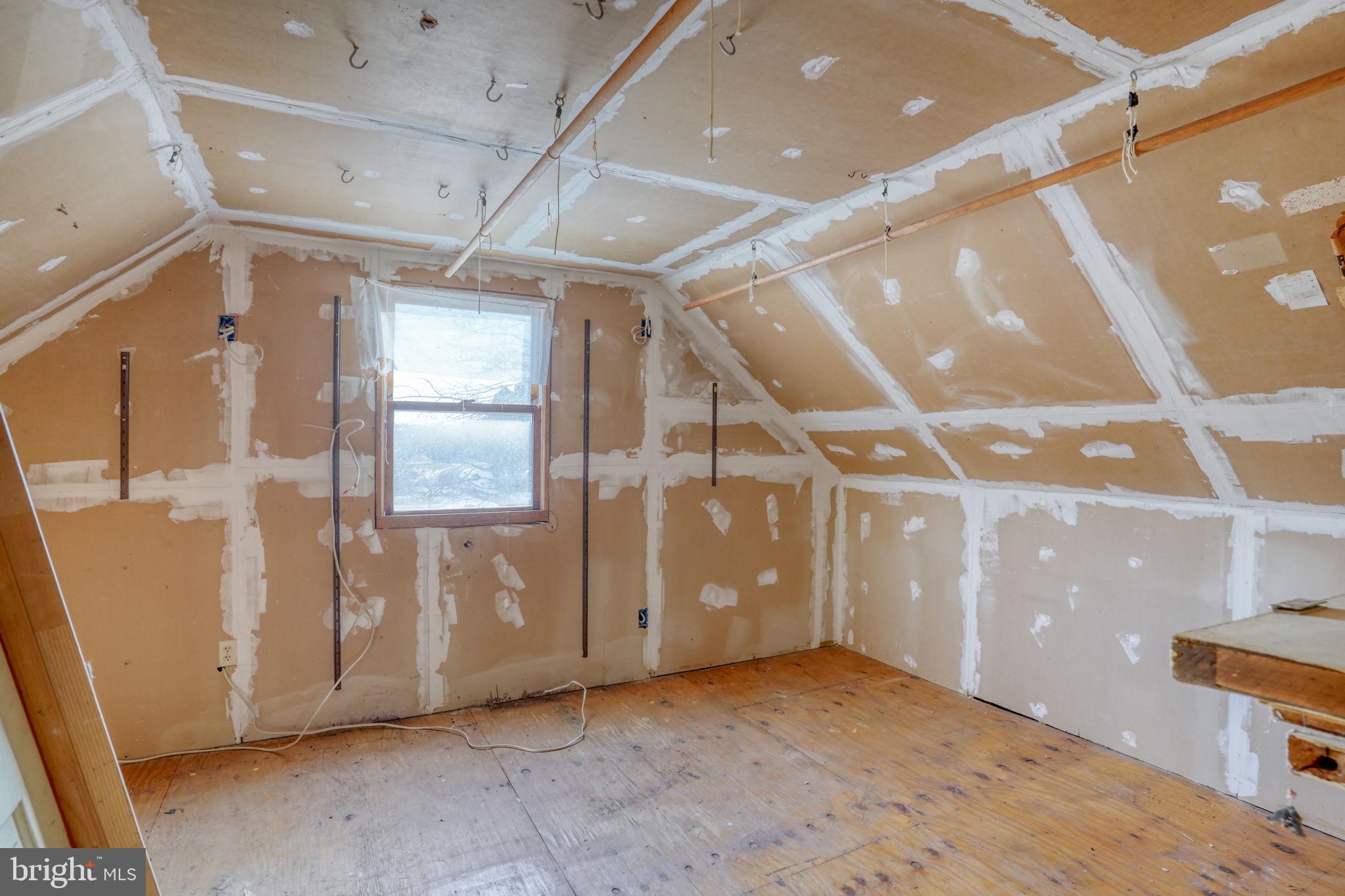 WOODLAND FARMS - Residential