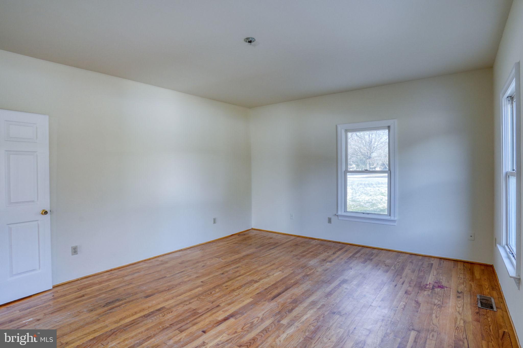 WOODLAND FARMS - Residential