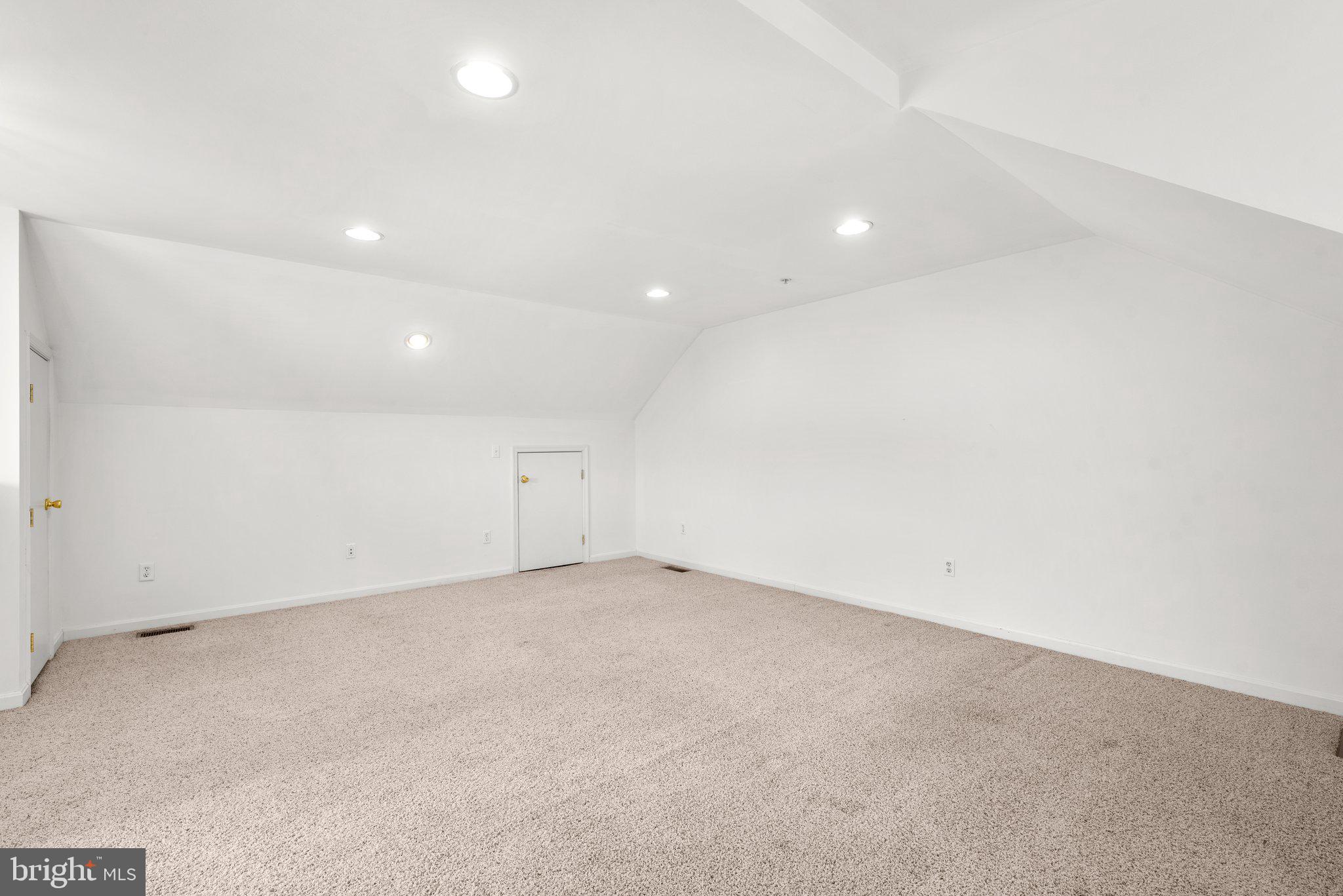 WOODS LANDING - Residential