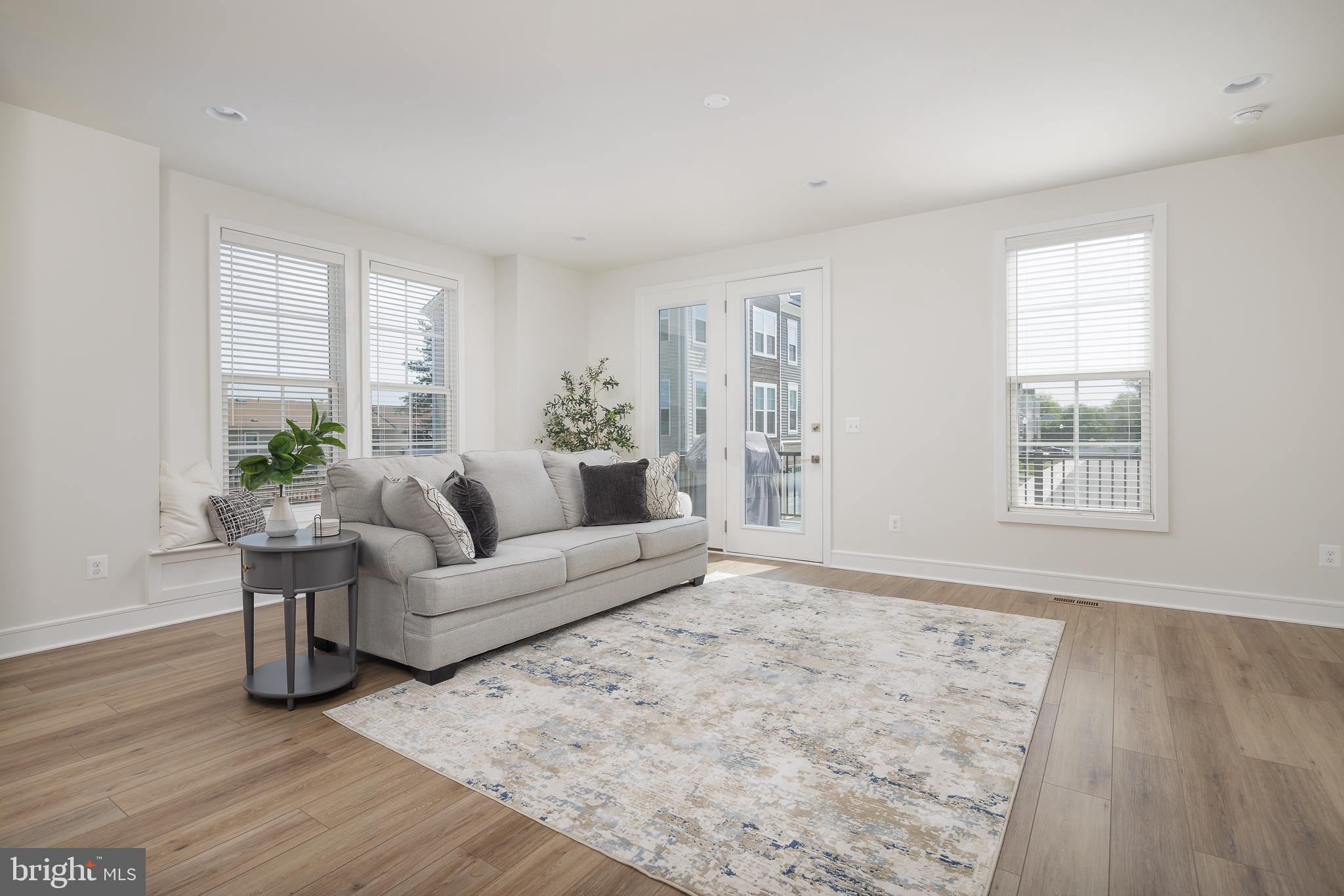 ROBINSON VILLAGE - Residential