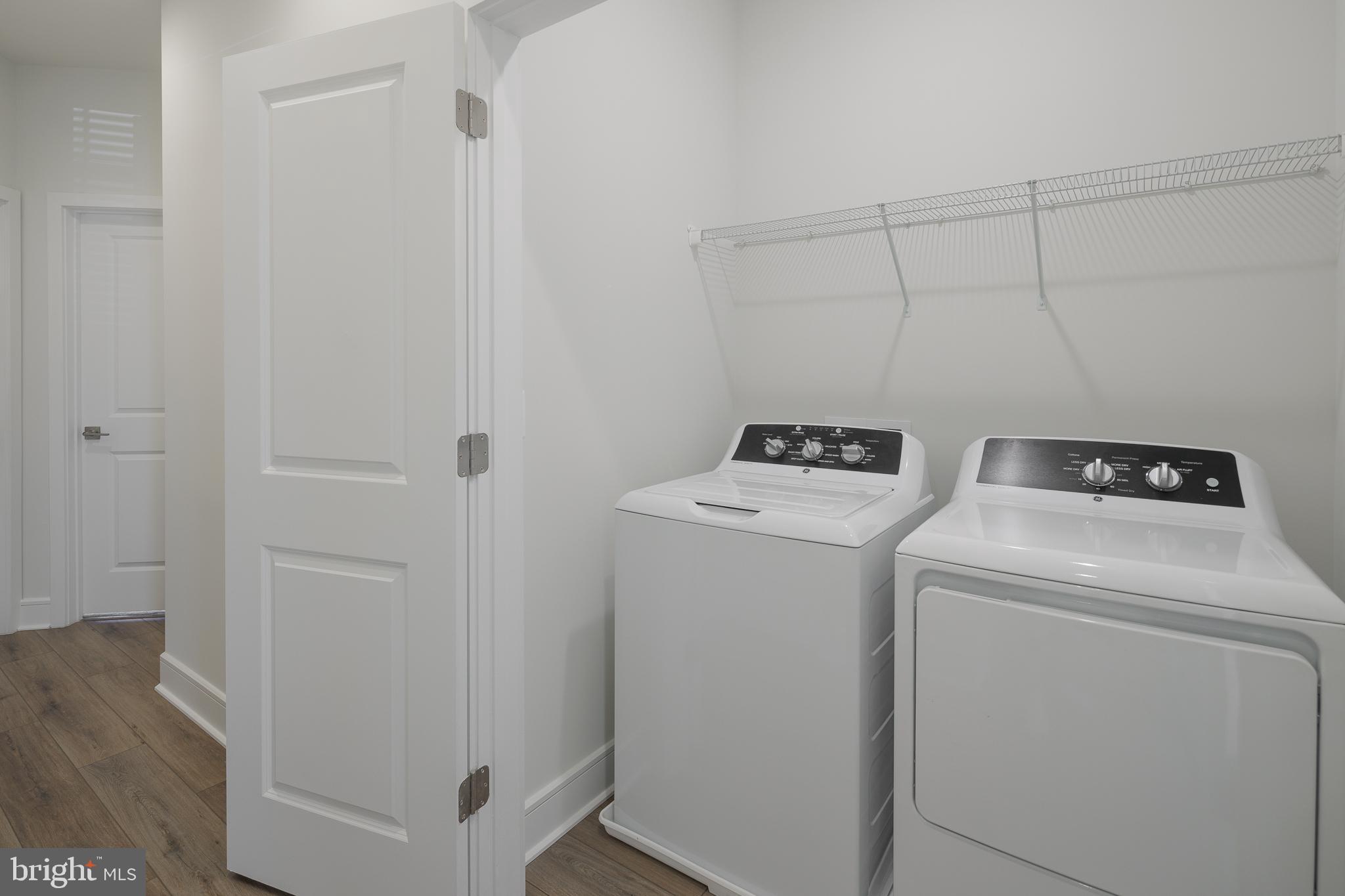 ROBINSON VILLAGE - Residential