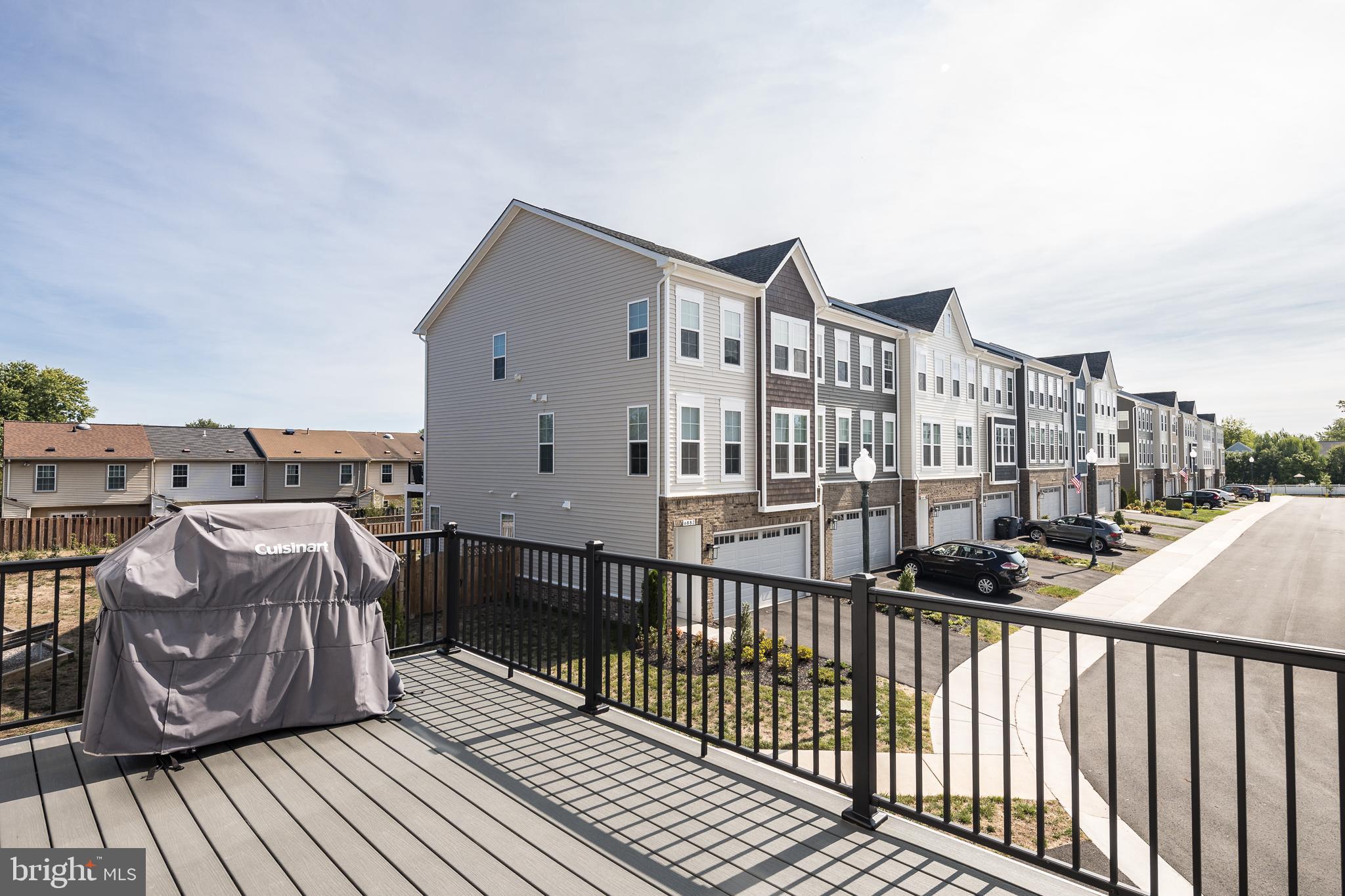 ROBINSON VILLAGE - Residential