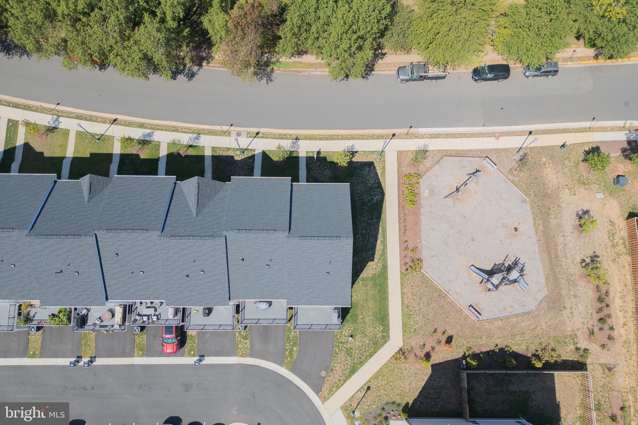 ROBINSON VILLAGE - Residential