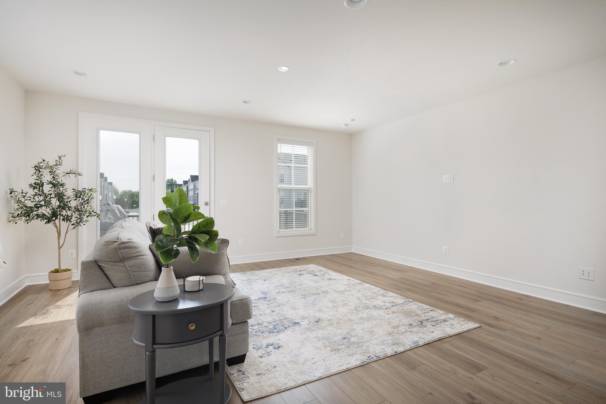 ROBINSON VILLAGE - Residential