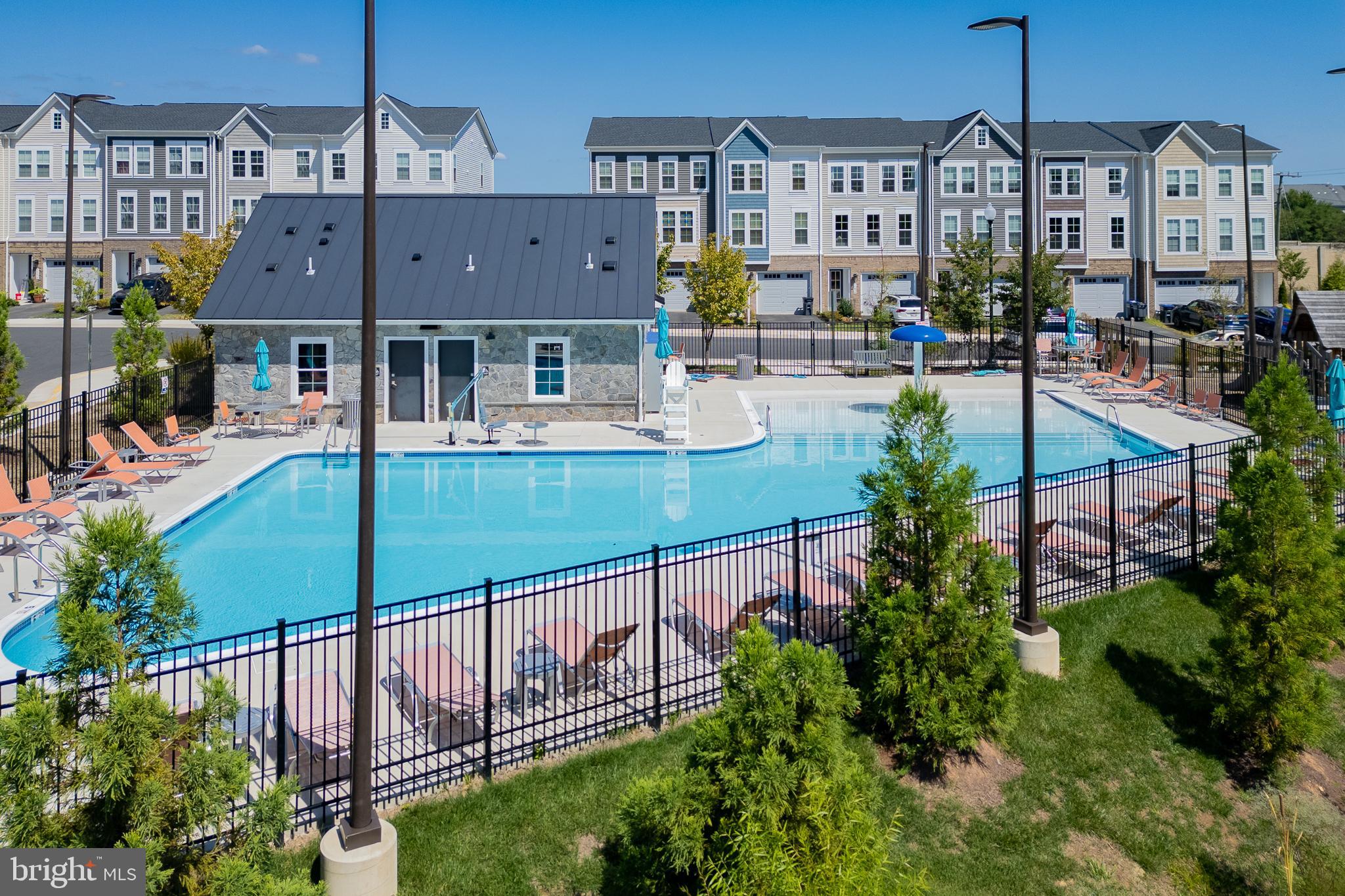 ROBINSON VILLAGE - Residential