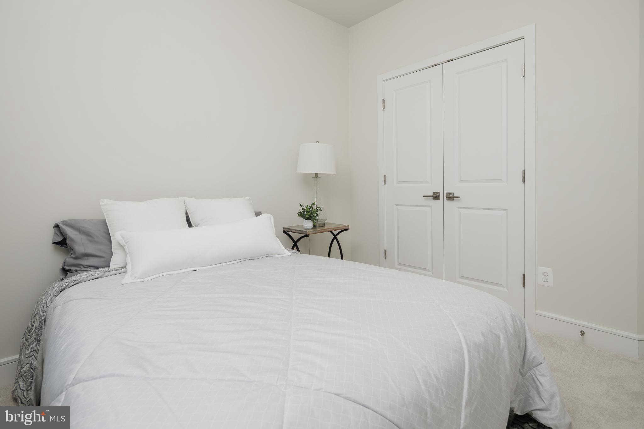 ROBINSON VILLAGE - Residential