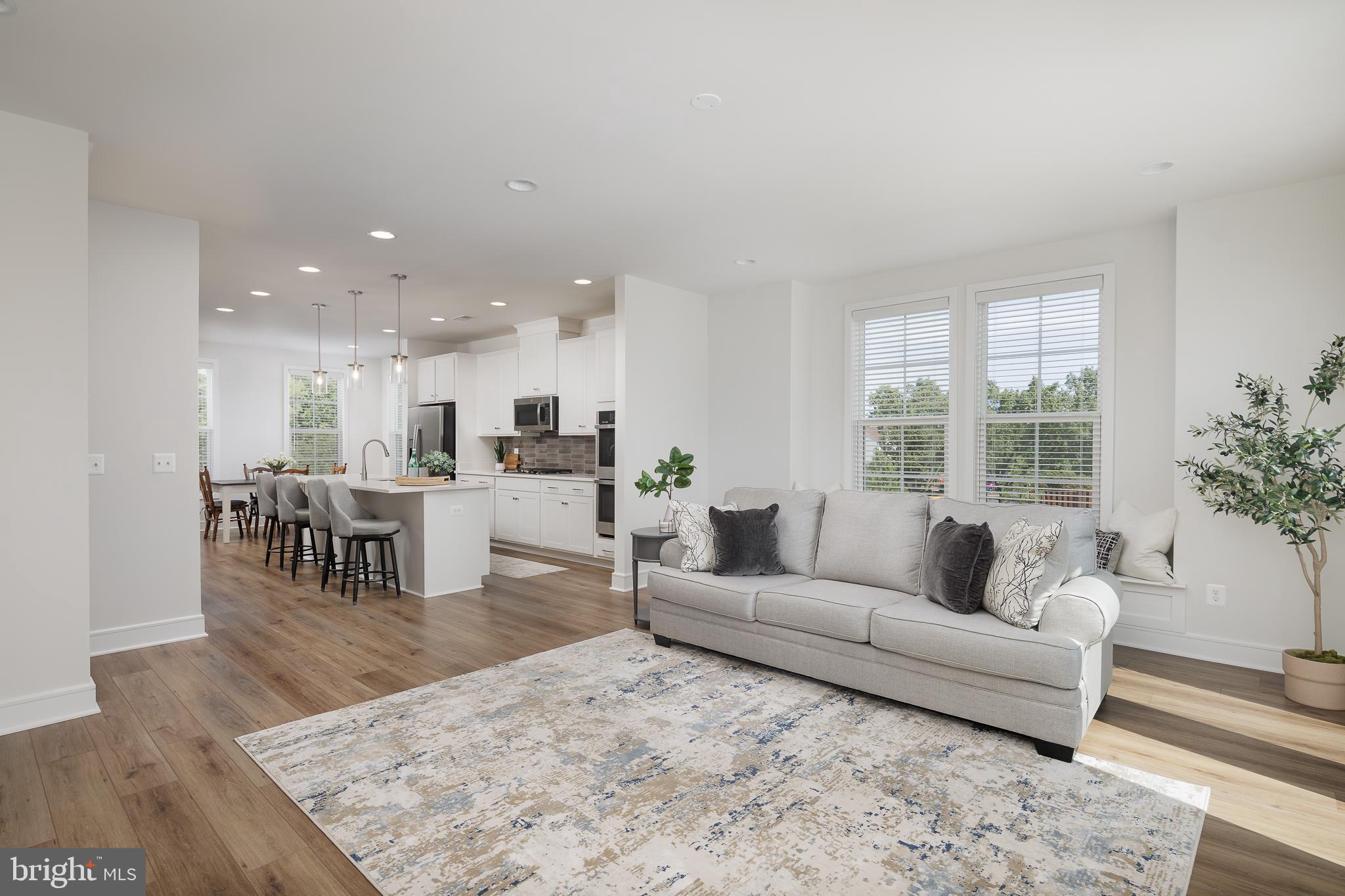 ROBINSON VILLAGE - Residential